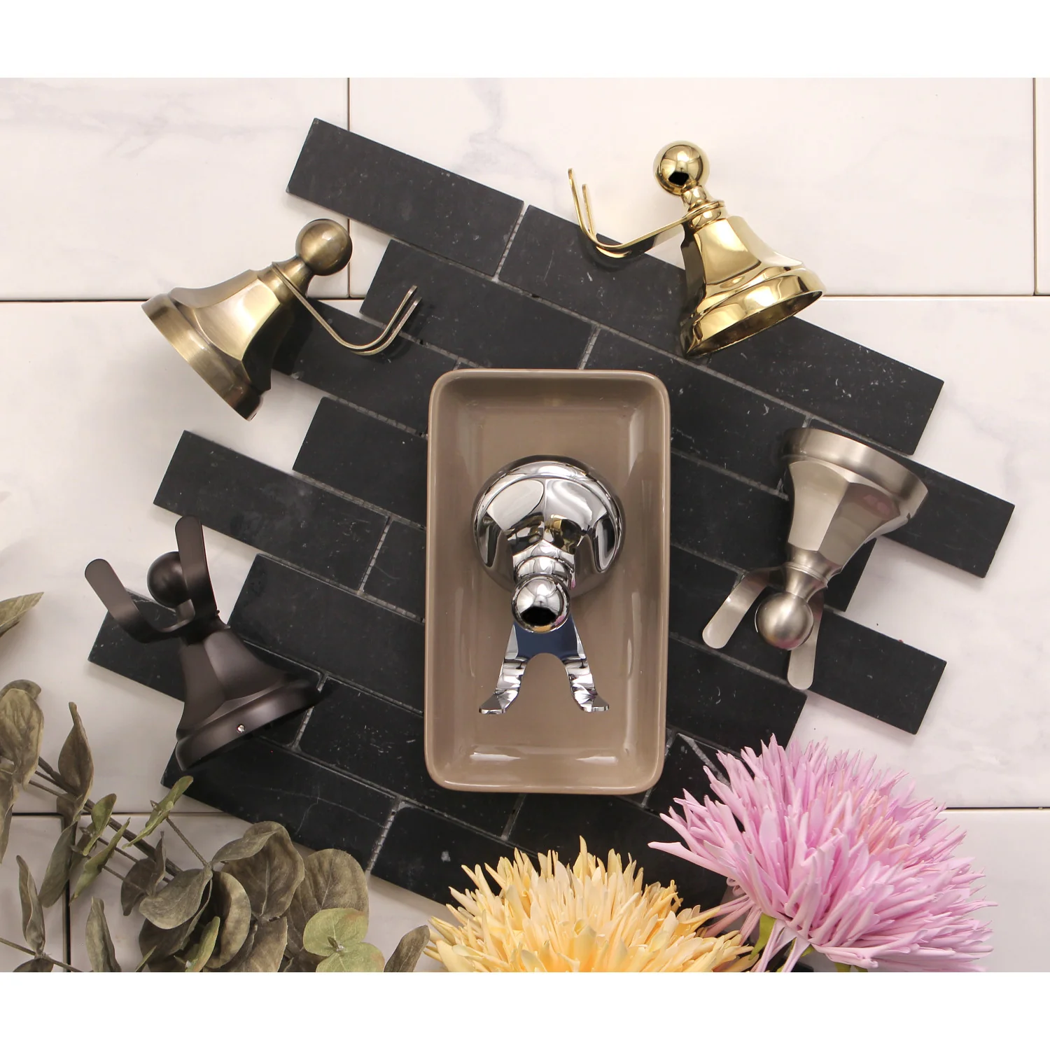 Kingston Tulare BA4817C - Metropolitan Robe Hook, Polished Chrome - Image 2