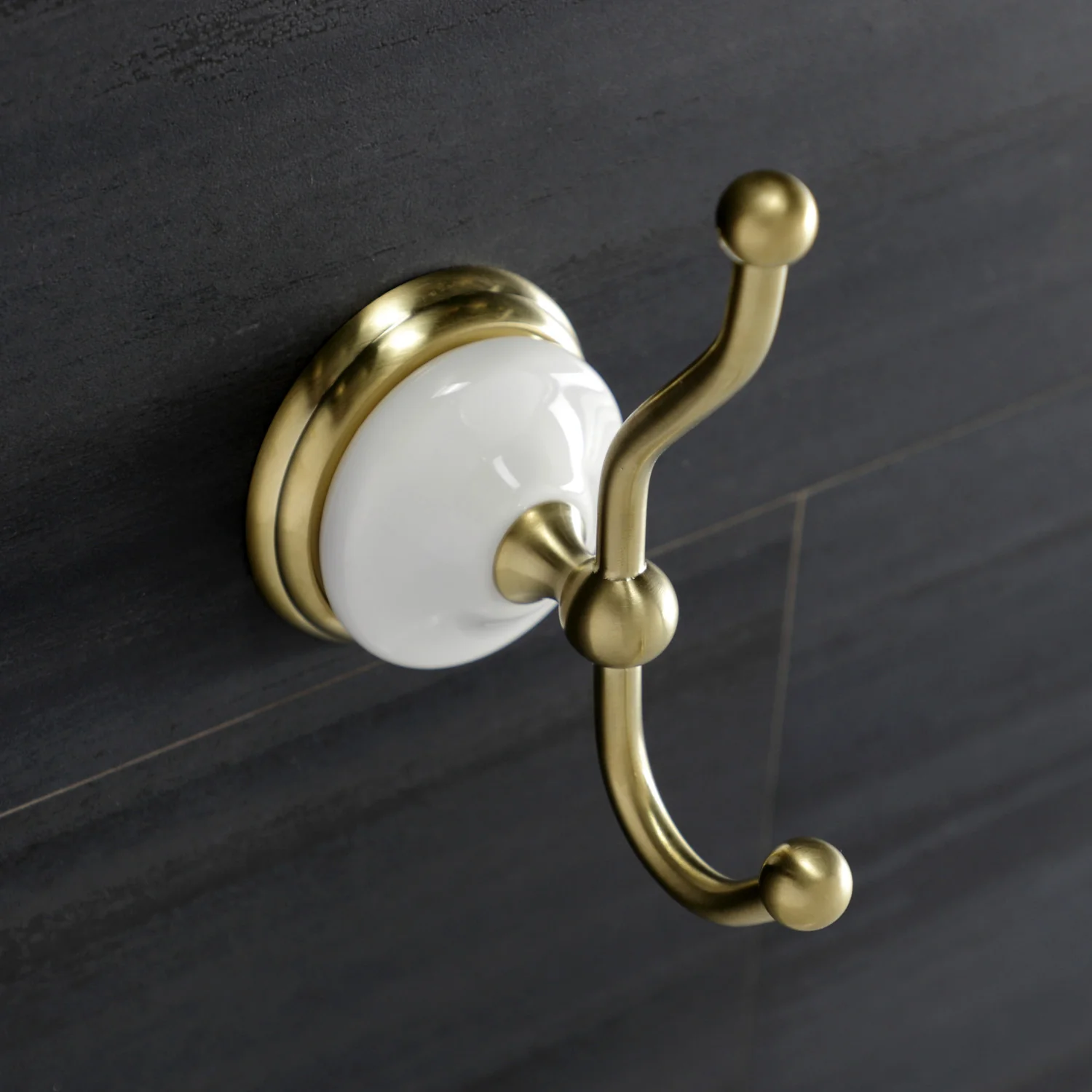 Kingston Heirloom BAK1111478BB - Victorian 4-Piece 24-Inch Towel Bar Bathroom Accessory Set, Brushed Brass - Image 5