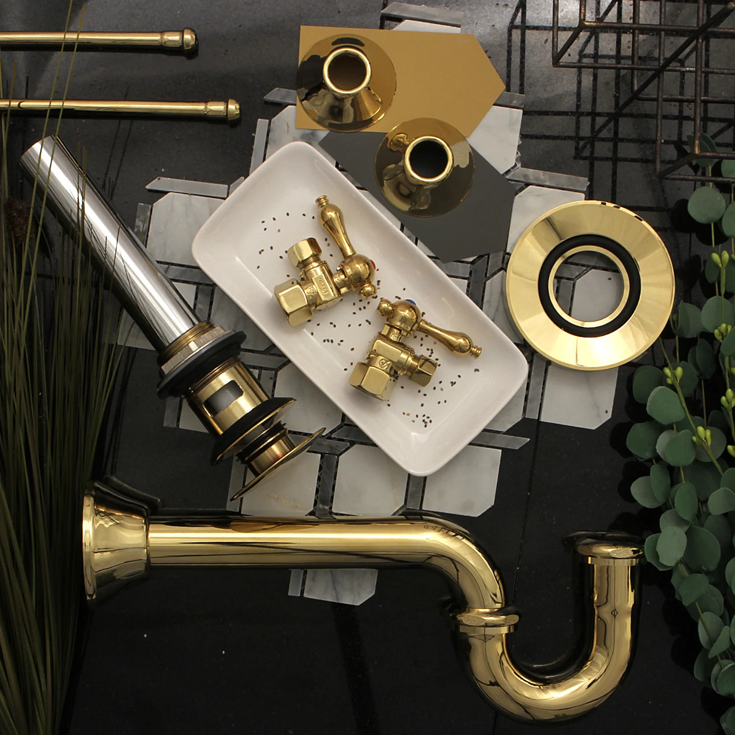 Kingston Heirloom CC43102VOKB30 - Trimscape Traditional Plumbing Sink Trim Kit with P-Trap and Overflow Drain, Polished Brass - Image 3