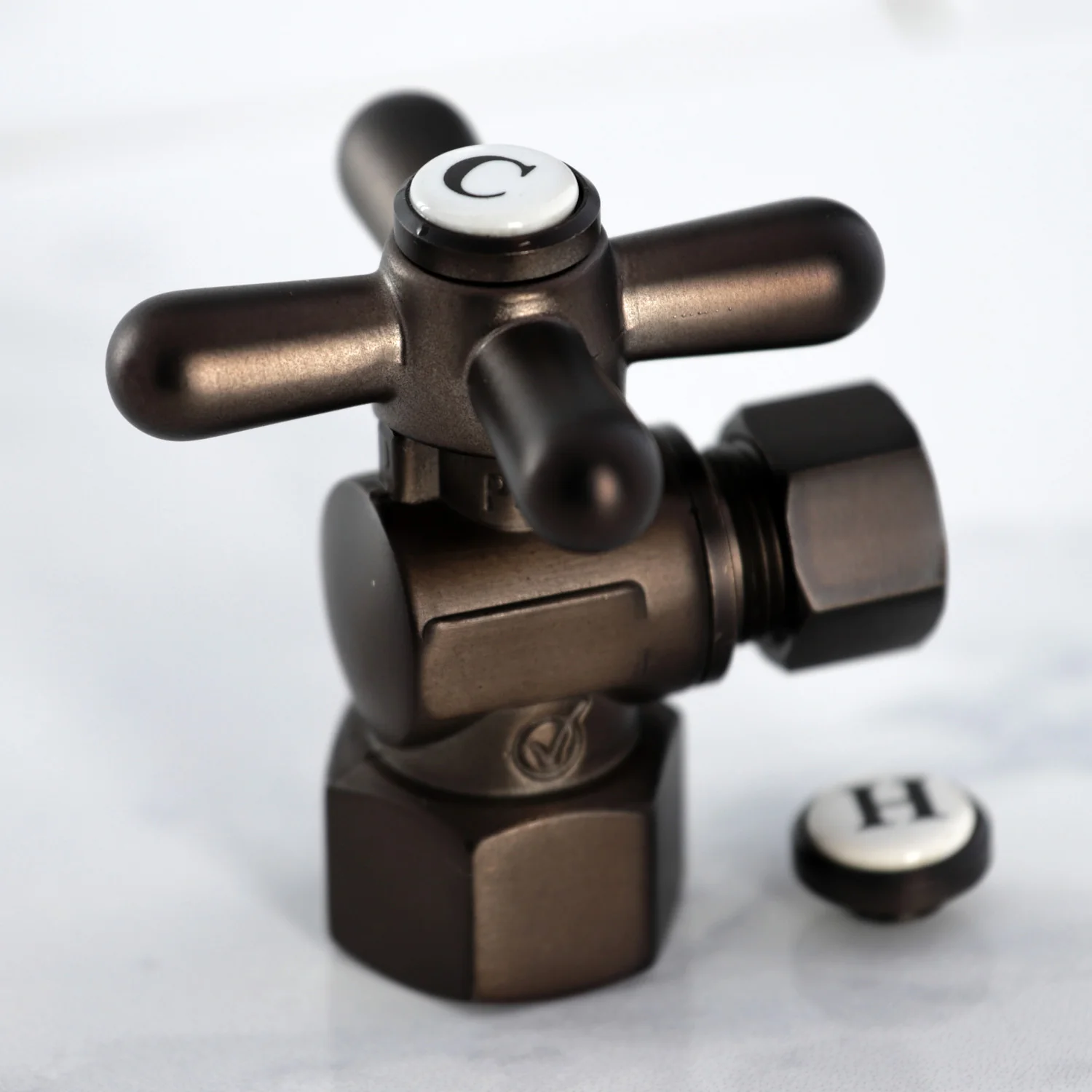 Kingston Heirloom CC43105X - Vintage 1/2-Inch FIP x 3/8-Inch O.D. Comp Quarter-Turn Angle Shut-Off Valve, Oil Rubbed Bronze - Image 2