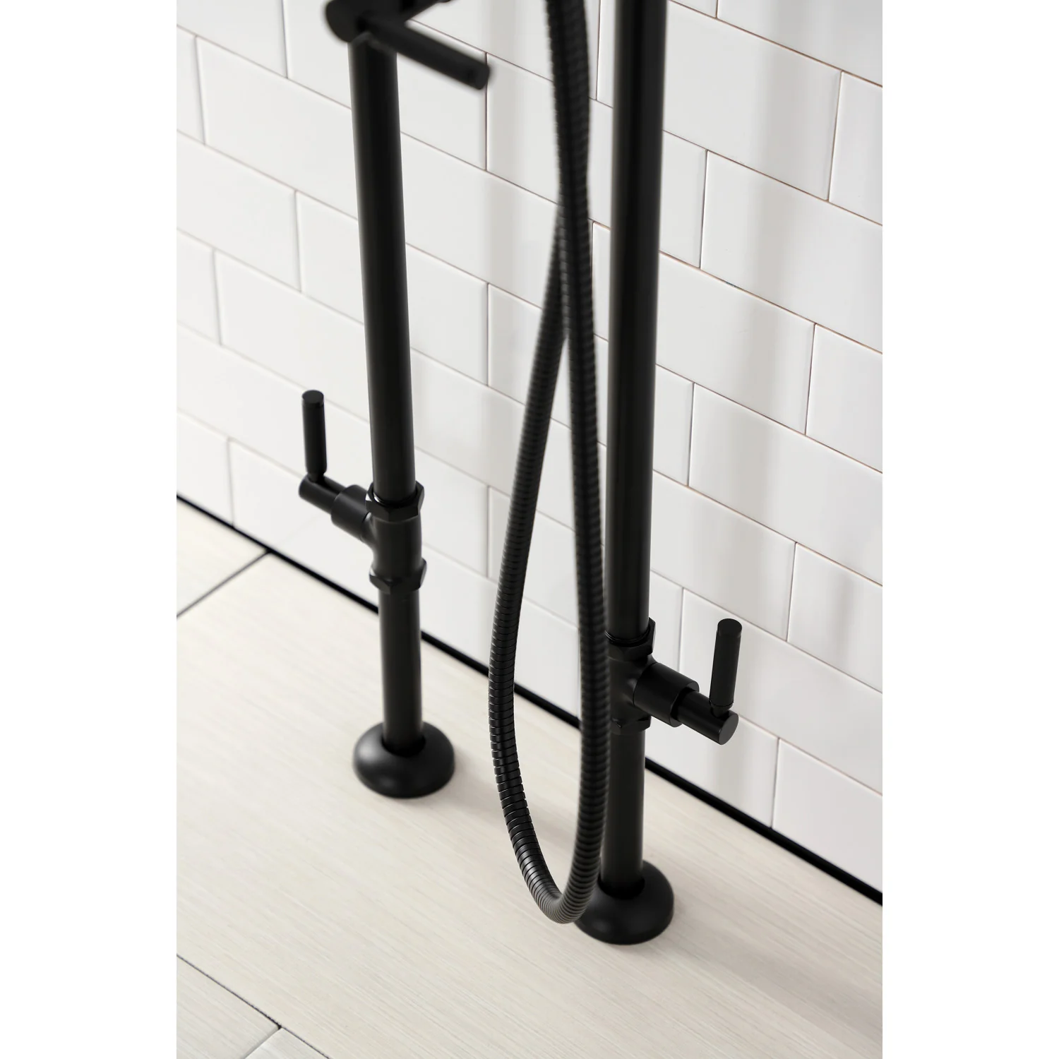 Kingston Sona CCK8100DKL - Concord Freestanding Tub Faucet with Supply Line and Stop Valve, Matte Black - Image 3