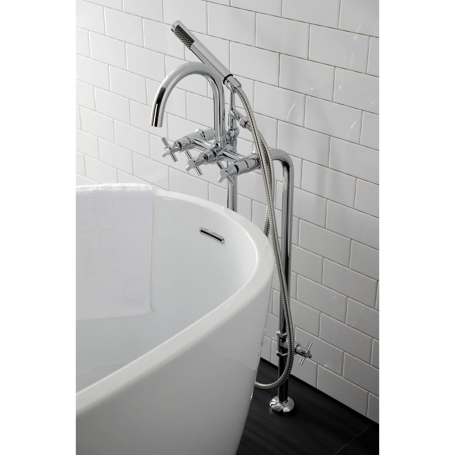 Kingston Sona CCK8101DX - Concord Freestanding Tub Faucet with Supply Line and Stop Valve, Polished Chrome - Image 4