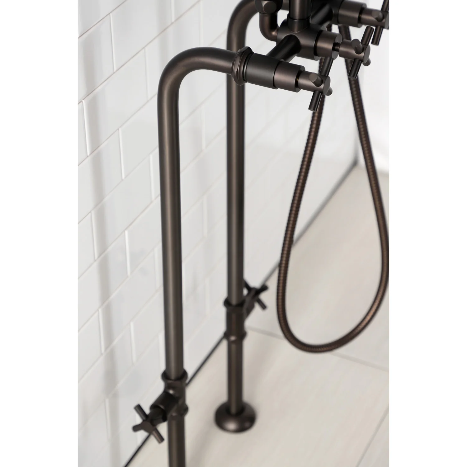 Kingston Sona CCK8105DX - Concord Freestanding Tub Faucet with Supply Line and Stop Valve, Oil Rubbed Bronze - Image 2