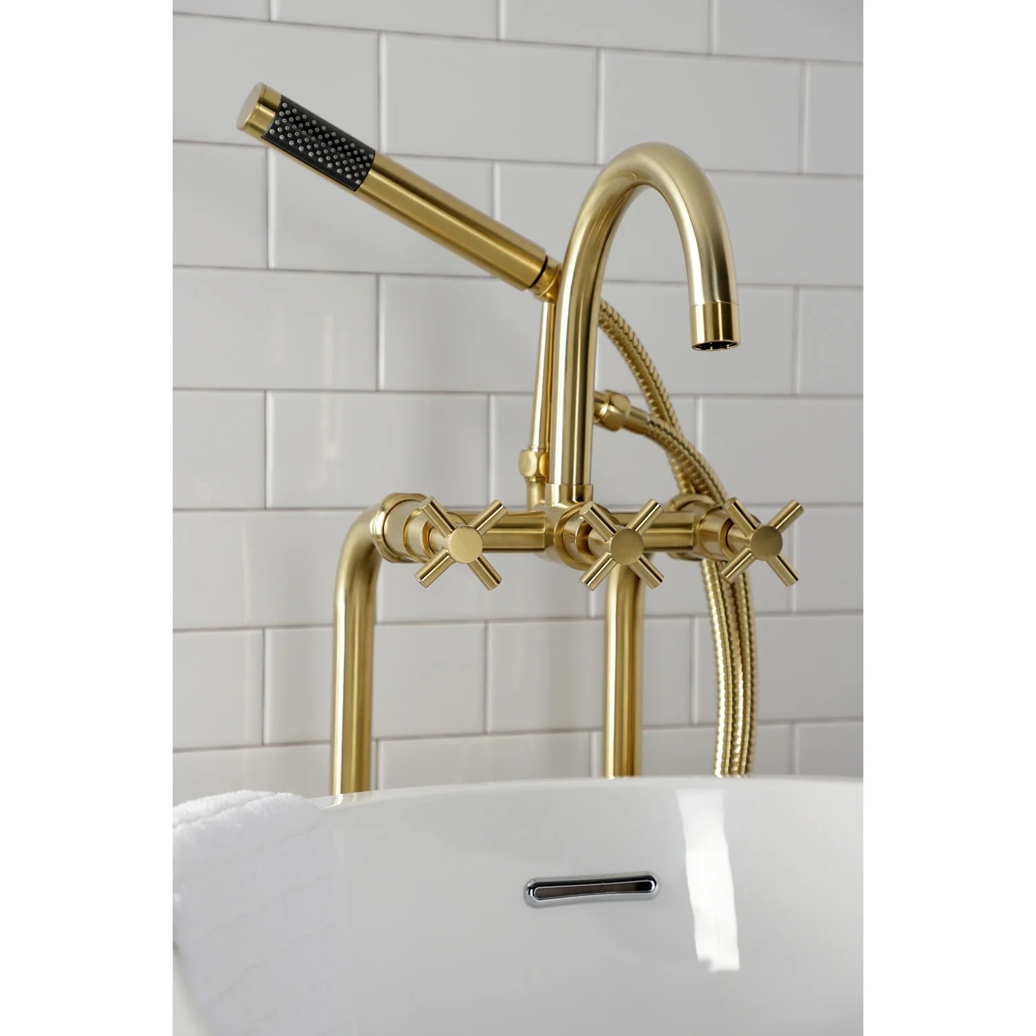 Kingston Sona CCK8107DX - Concord Freestanding Tub Faucet with Supply Line and Stop Valve, Brushed Brass - Image 5