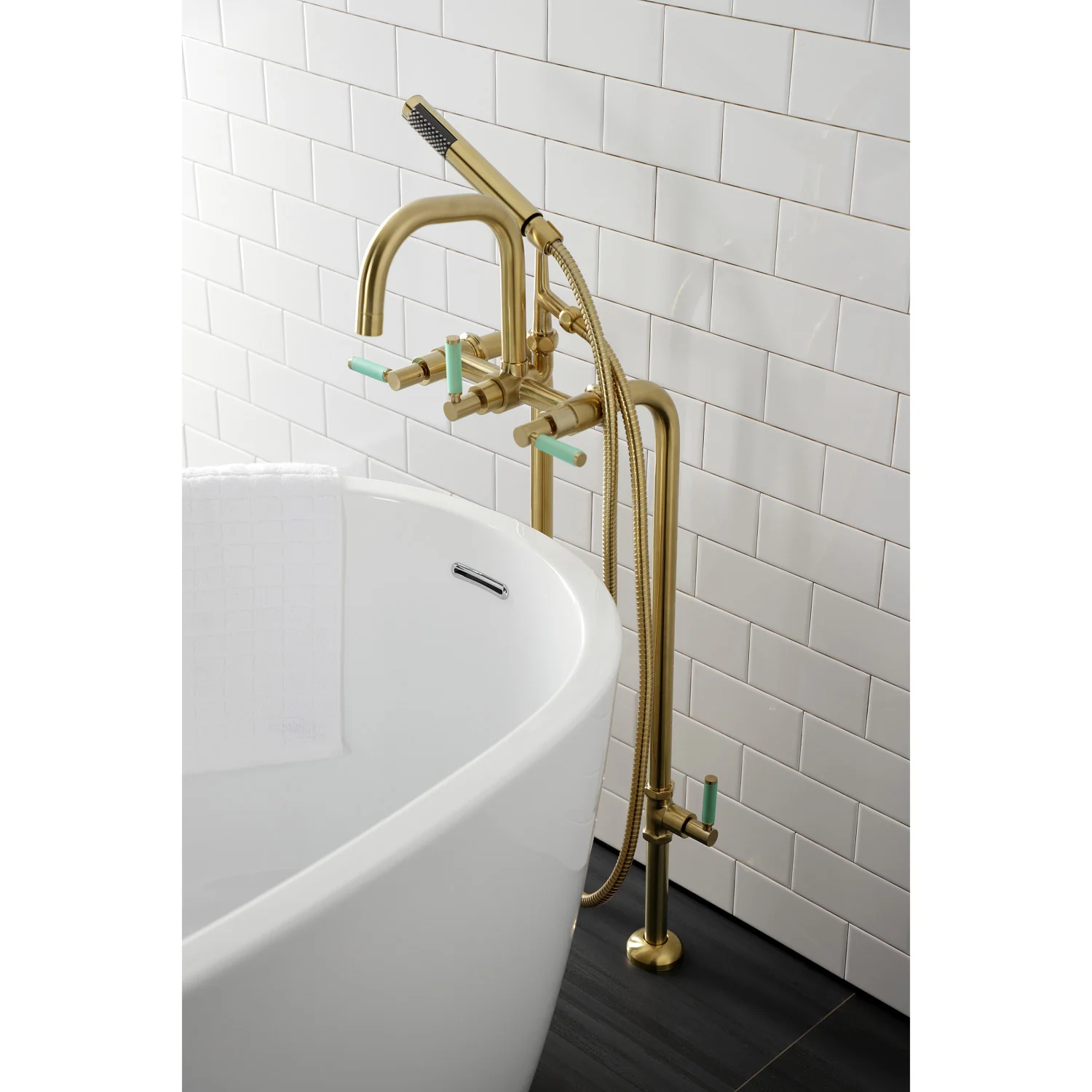 Kingston Sona CCK8407DKL - Concord Freestanding Tub Faucet with Supply Line and Stop Valve, Brushed Brass - Image 5