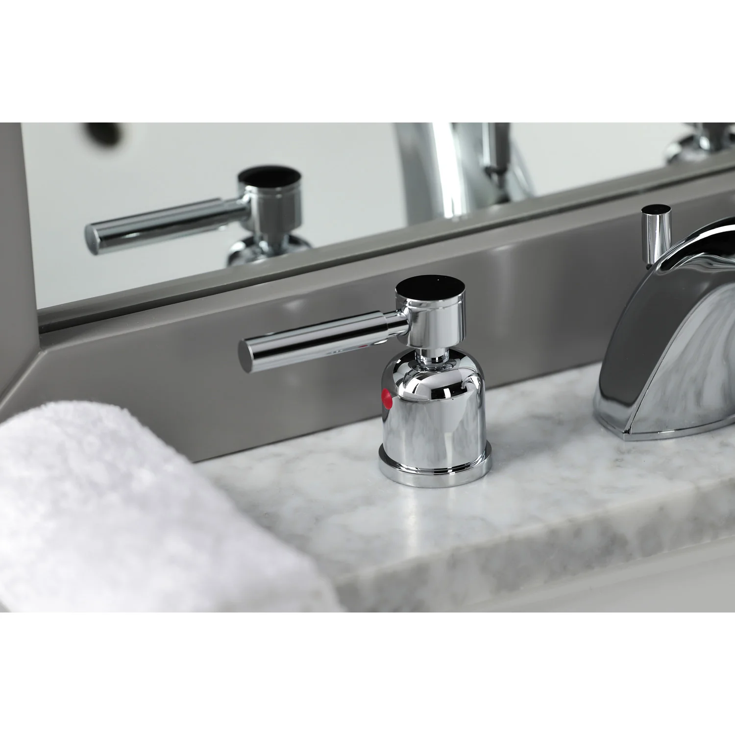 Kingston Tulare FB8951DL - Concord Two-Handle 3-Hole Deck Mount Widespread Bathroom Faucet with Pop-Up Drain, Polished Chrome - Image 2
