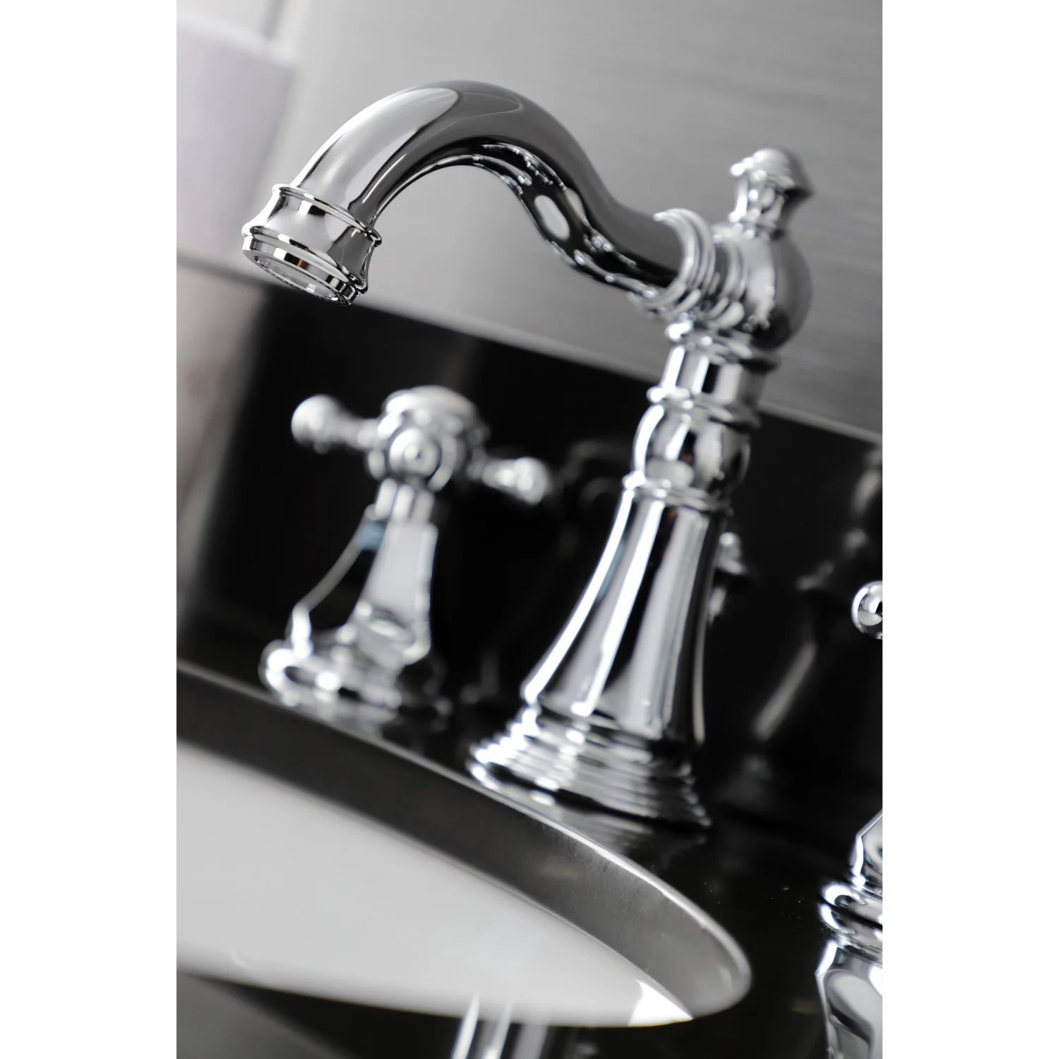 Kingston Heirloom FSC1971BX - Metropolitan Two-Handle 3-Hole Deck Mount Widespread Bathroom Faucet with Pop-Up Drain, Polished Chrome - Image 3