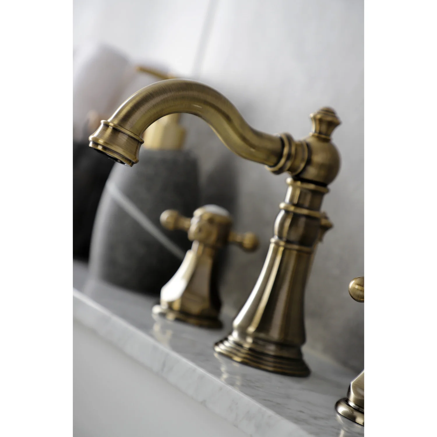 Kingston Heirloom FSC19733BX - Metropolitan Two-Handle 3-Hole Deck Mount Widespread Bathroom Faucet with Brass Pop-Up, Antique Brass - Image 5
