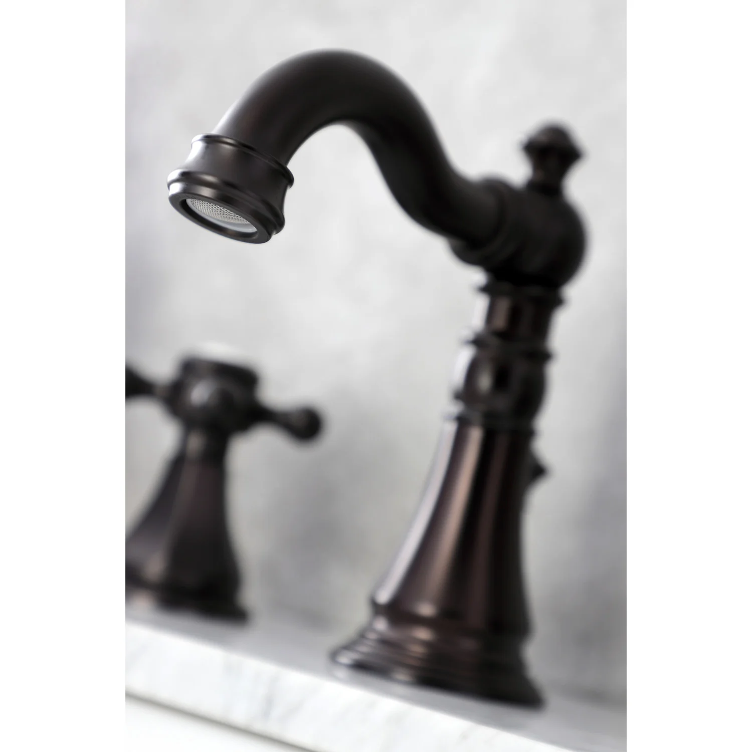 Kingston Heirloom FSC1975BX - Metropolitan Two-Handle 3-Hole Deck Mount Widespread Bathroom Faucet with Pop-Up Drain, Oil Rubbed Bronze - Image 3
