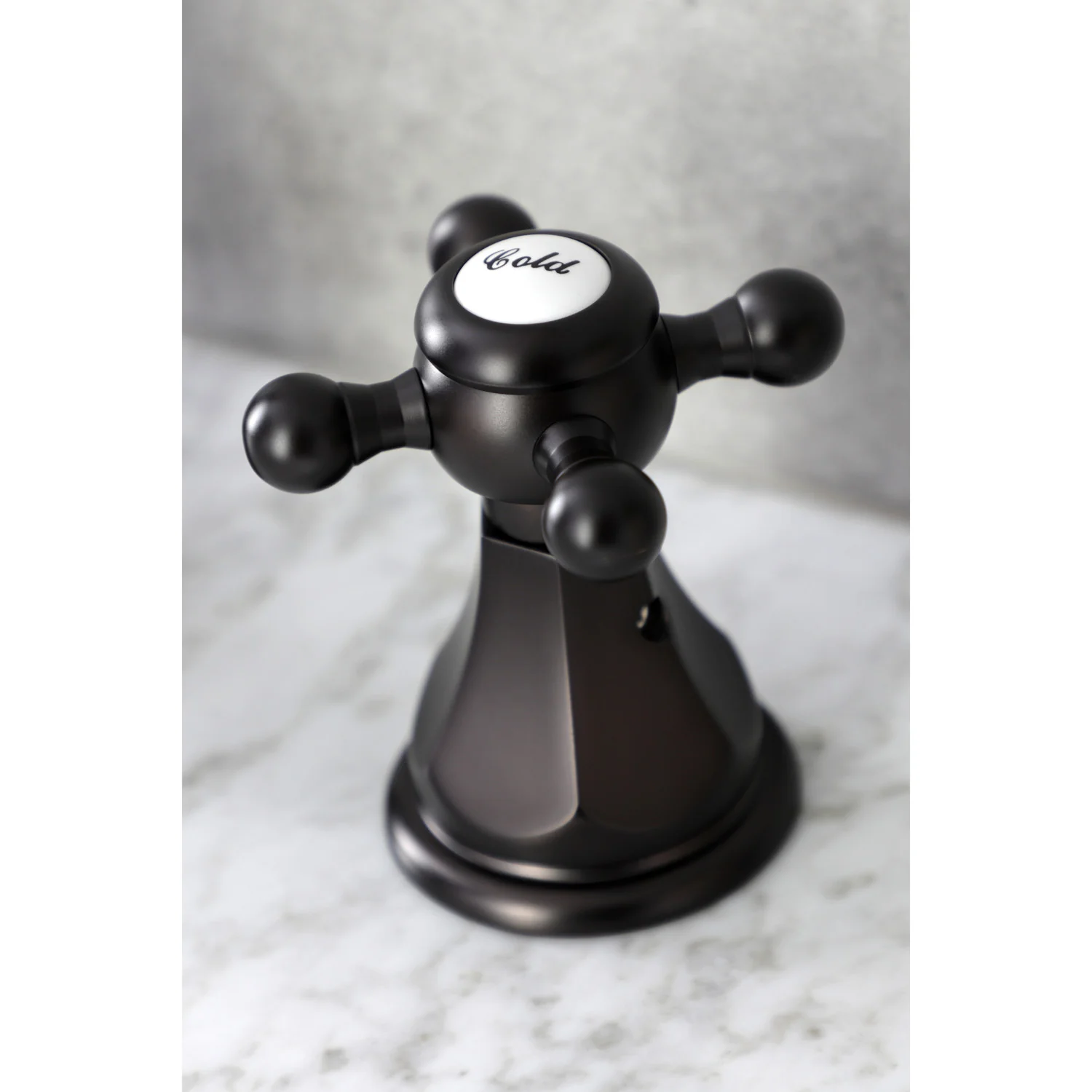 Kingston Heirloom FSC1975BX - Metropolitan Two-Handle 3-Hole Deck Mount Widespread Bathroom Faucet with Pop-Up Drain, Oil Rubbed Bronze - Image 4