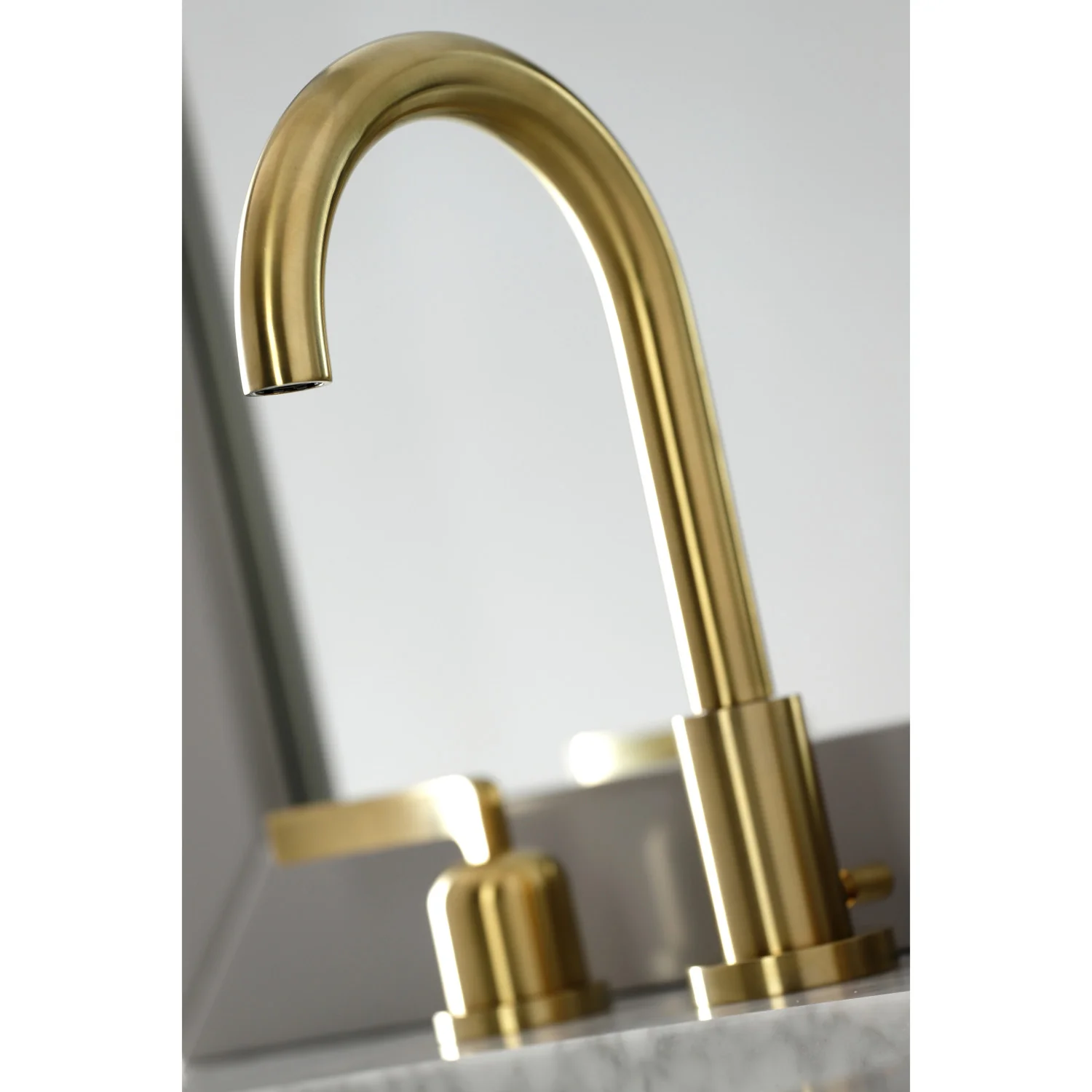 Kingston Sona FSC8923EFL - Centurion Two-Handle 3-Hole Deck Mount Widespread Bathroom Faucet with Brass Pop-Up, Brushed Brass - Image 3