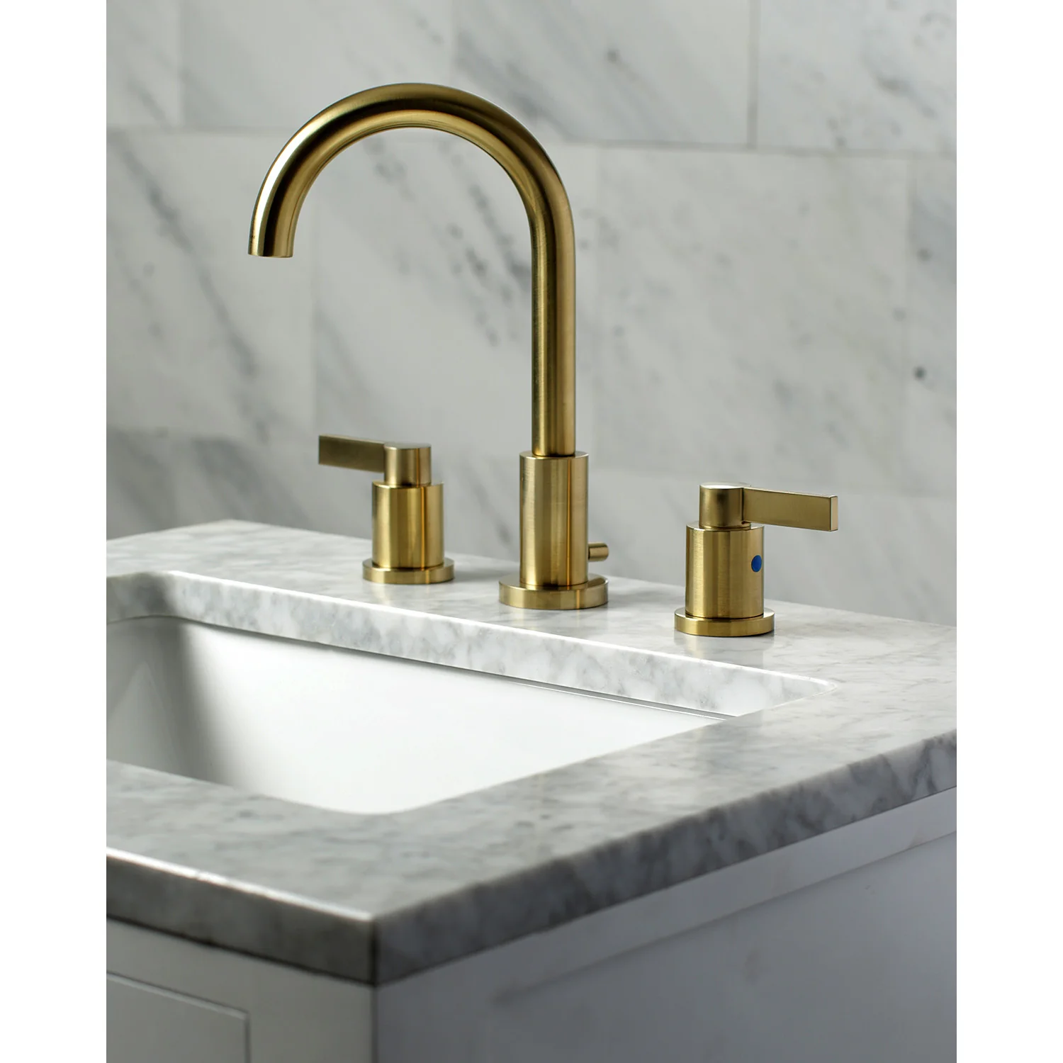 Kingston Sona FSC8923NDL - NuvoFusion Two-Handle 3-Hole Deck Mount Widespread Bathroom Faucet with Brass Pop-Up, Brushed Brass - Image 4