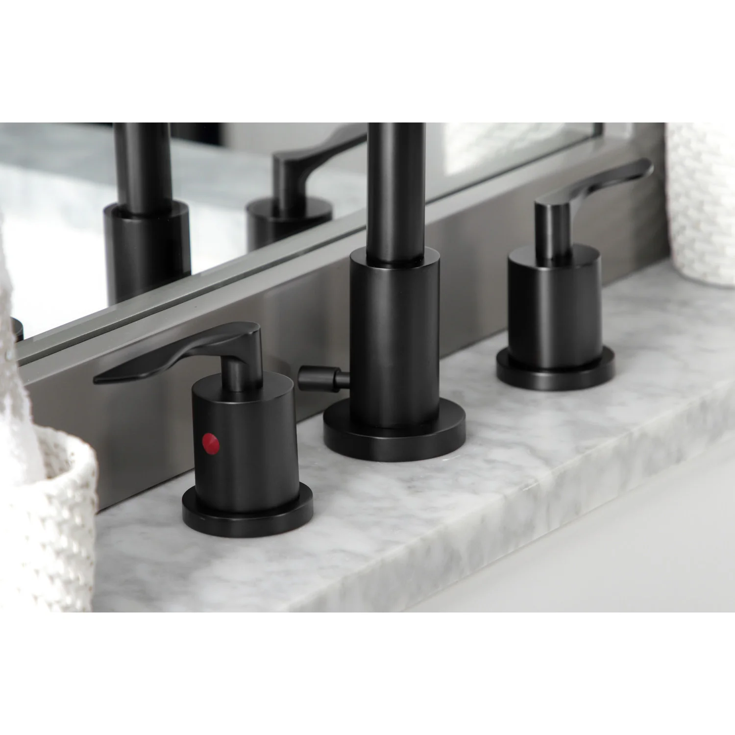 Kingston Tulare FSC8930SVL - Serena Widespread Bathroom Faucet with Brass Pop-Up, Matte Black - Image 2