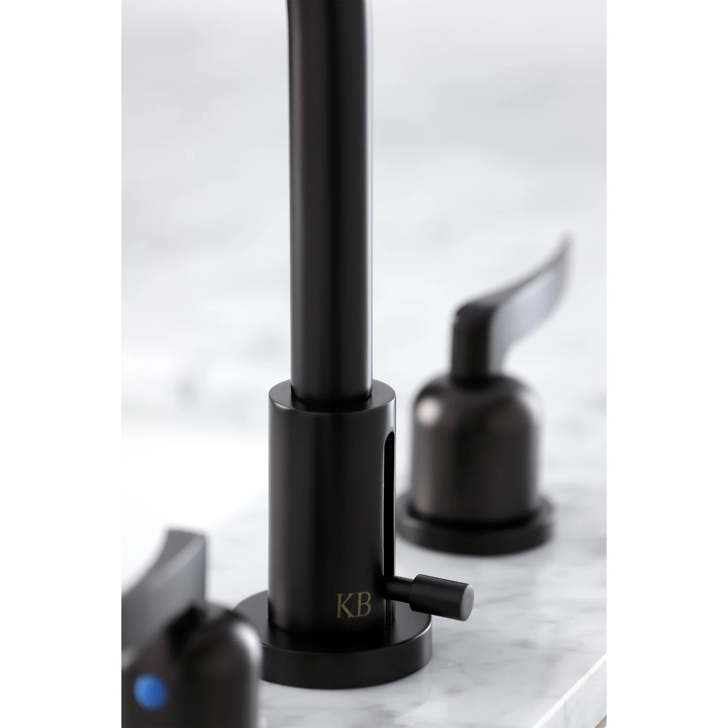 Kingston Sona FSC8935EFL - Centurion Two-Handle 3-Hole Deck Mount Widespread Bathroom Faucet with Brass Pop-Up, Oil Rubbed Bronze - Image 6