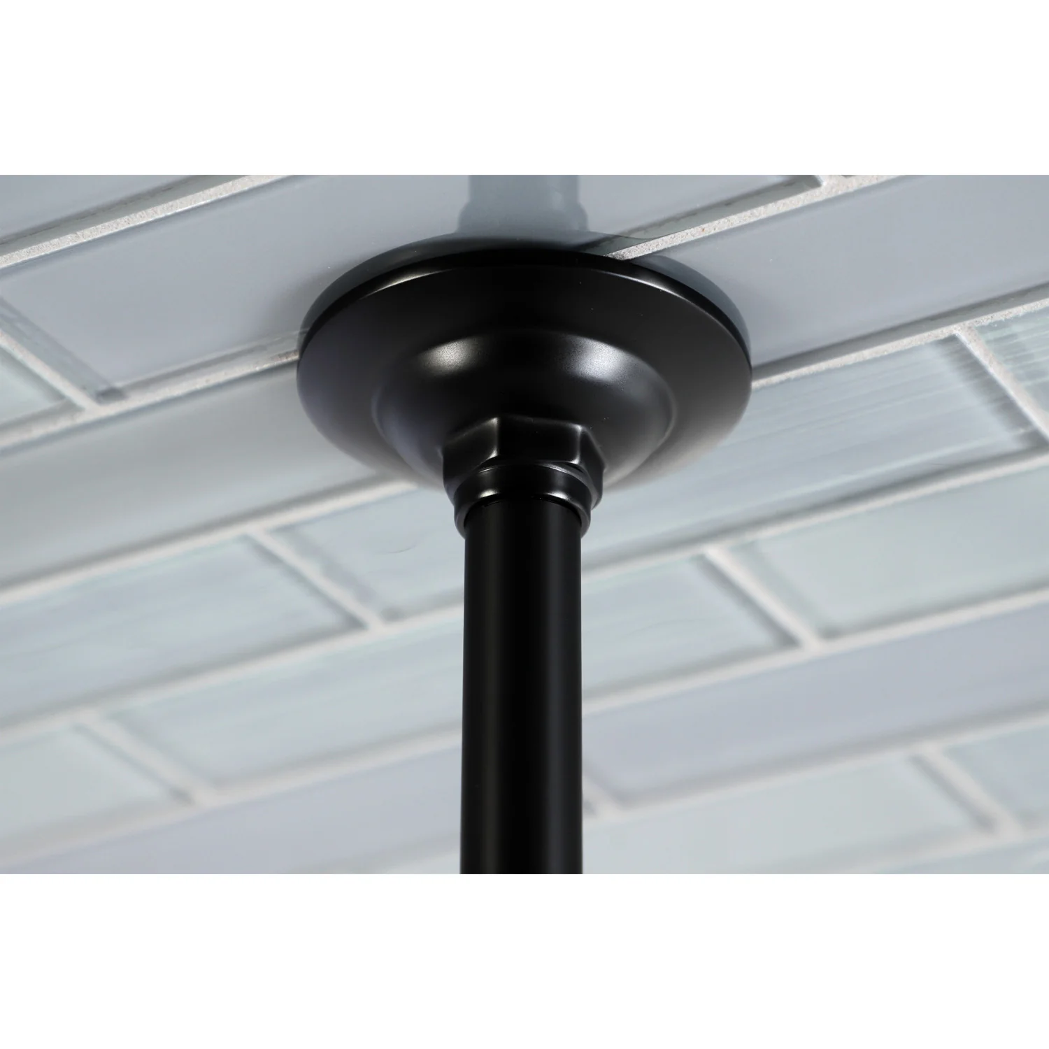 Kingston Heirloom K236K20 - Trimscape 7-3/4 Inch Round Raindrop Brass Shower Head with 17-Inch Ceiling Mount Shower Arm, Matte Black - Image 7