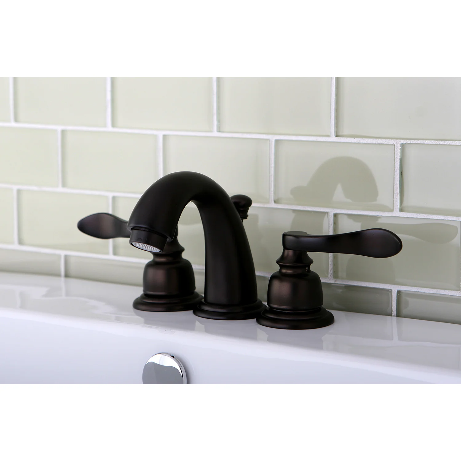 Kingston Tulare KB8915NFL - NuWave French Two-Handle 3-Hole Deck Mount Widespread Bathroom Faucet with Pop-Up Drain, Oil Rubbed Bronze - Image 2