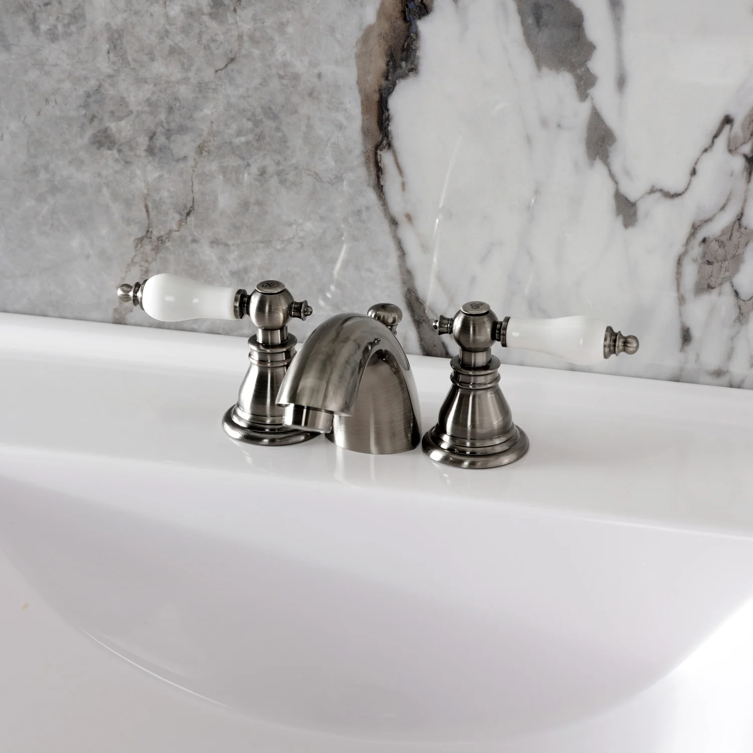Kingston Tulare KB953APL - American Patriot Two-Handle 3-Hole Deck Mount Mini-Widespread Bathroom Faucet with Pop-Up Drain, Black Stainless - Image 2