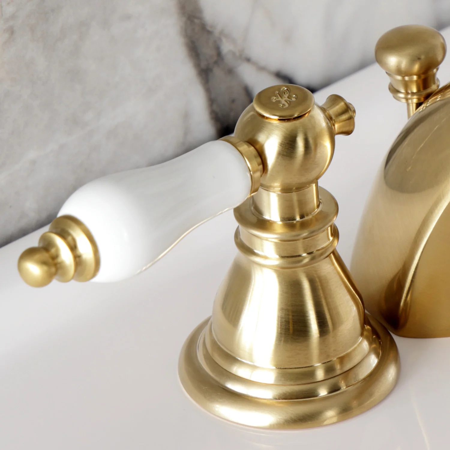 Kingston Tulare KB957APLSB - American Patriot Two-Handle 3-Hole Deck Mount Mini-Widespread Bathroom Faucet with Pop-Up Drain, Brushed Brass - Image 7