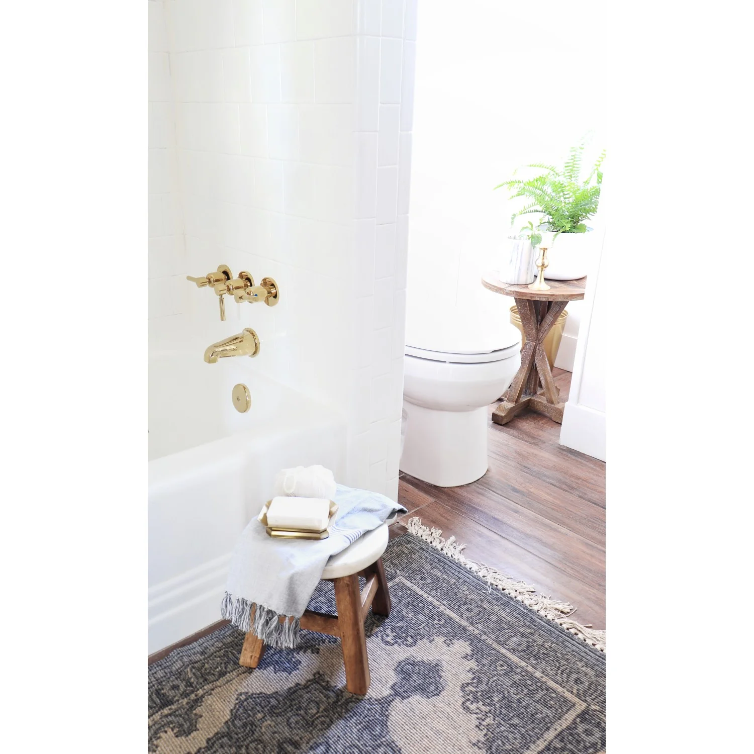 Kingston Sona KBX8132DL - Concord Triple-Handle Tub and Shower Faucet, Polished Brass - Image 18