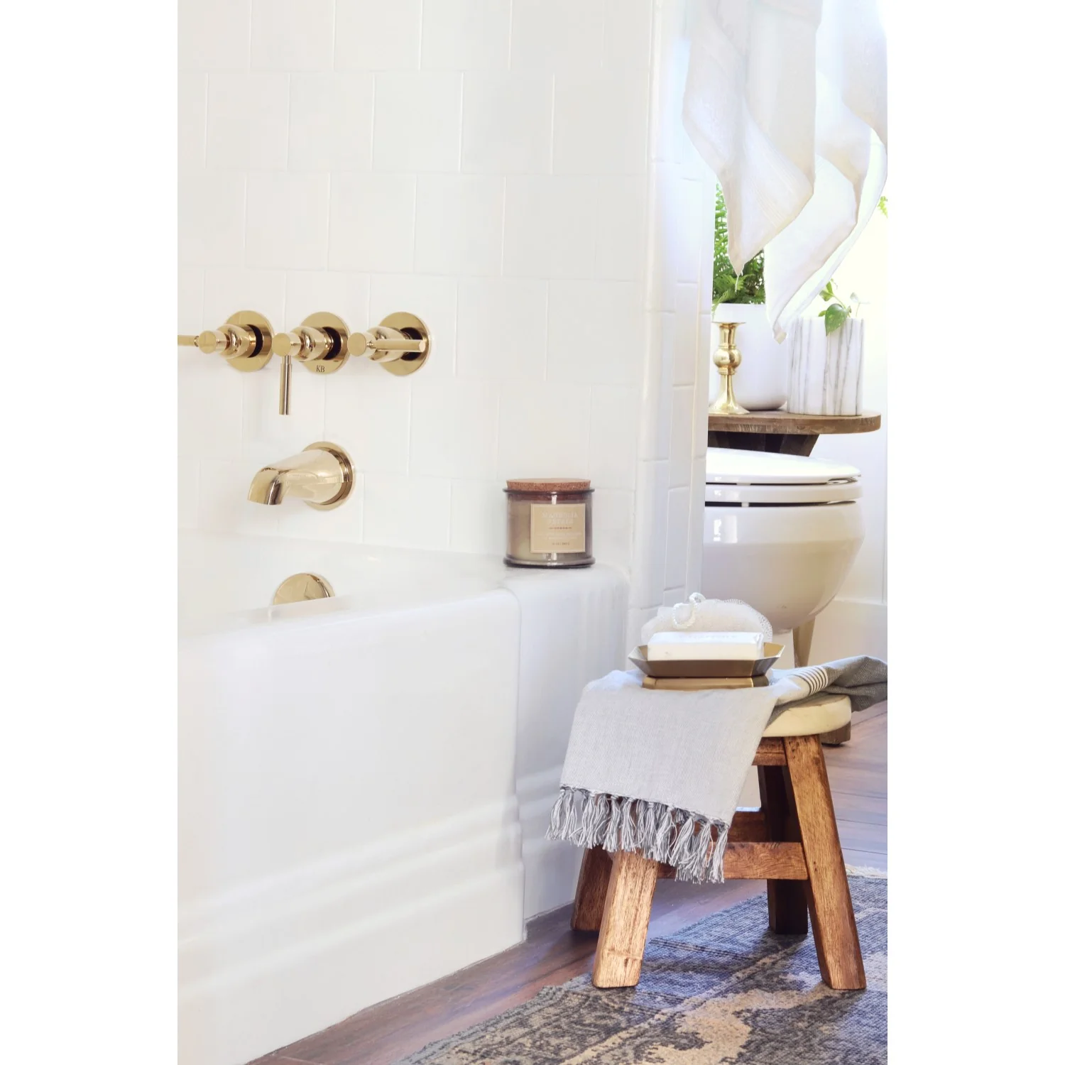 Kingston Sona KBX8132DL - Concord Triple-Handle Tub and Shower Faucet, Polished Brass - Image 21