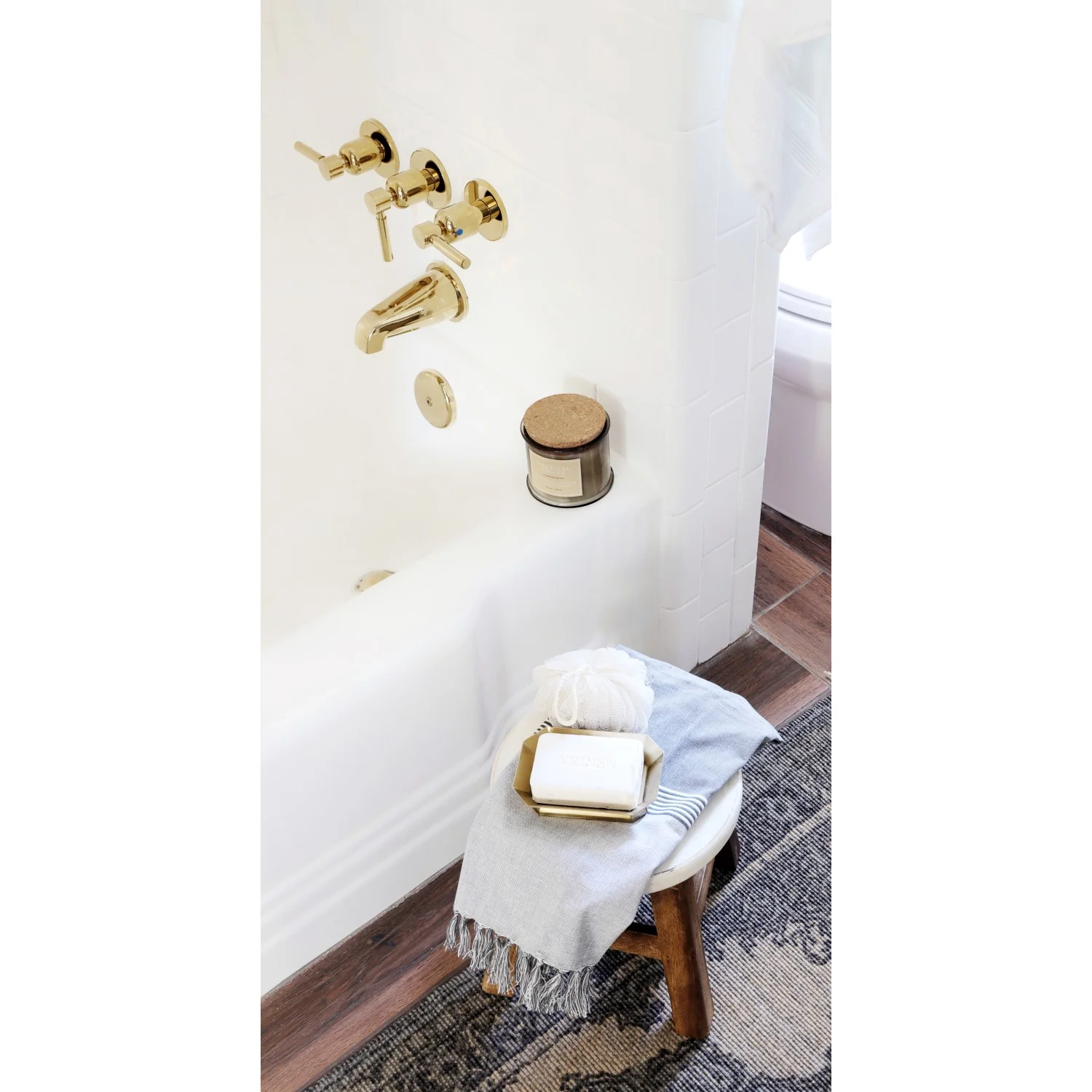 Kingston Sona KBX8132DL - Concord Triple-Handle Tub and Shower Faucet, Polished Brass - Image 25