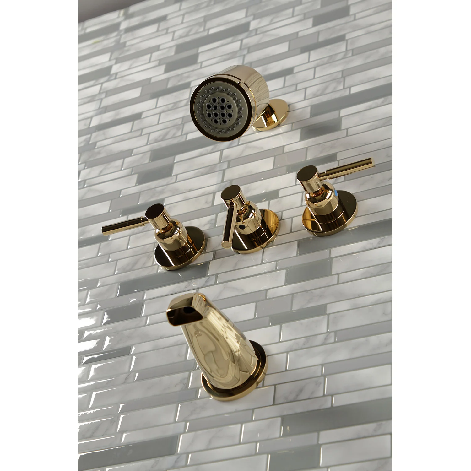 Kingston Sona KBX8132DL - Concord Triple-Handle Tub and Shower Faucet, Polished Brass - Image 6