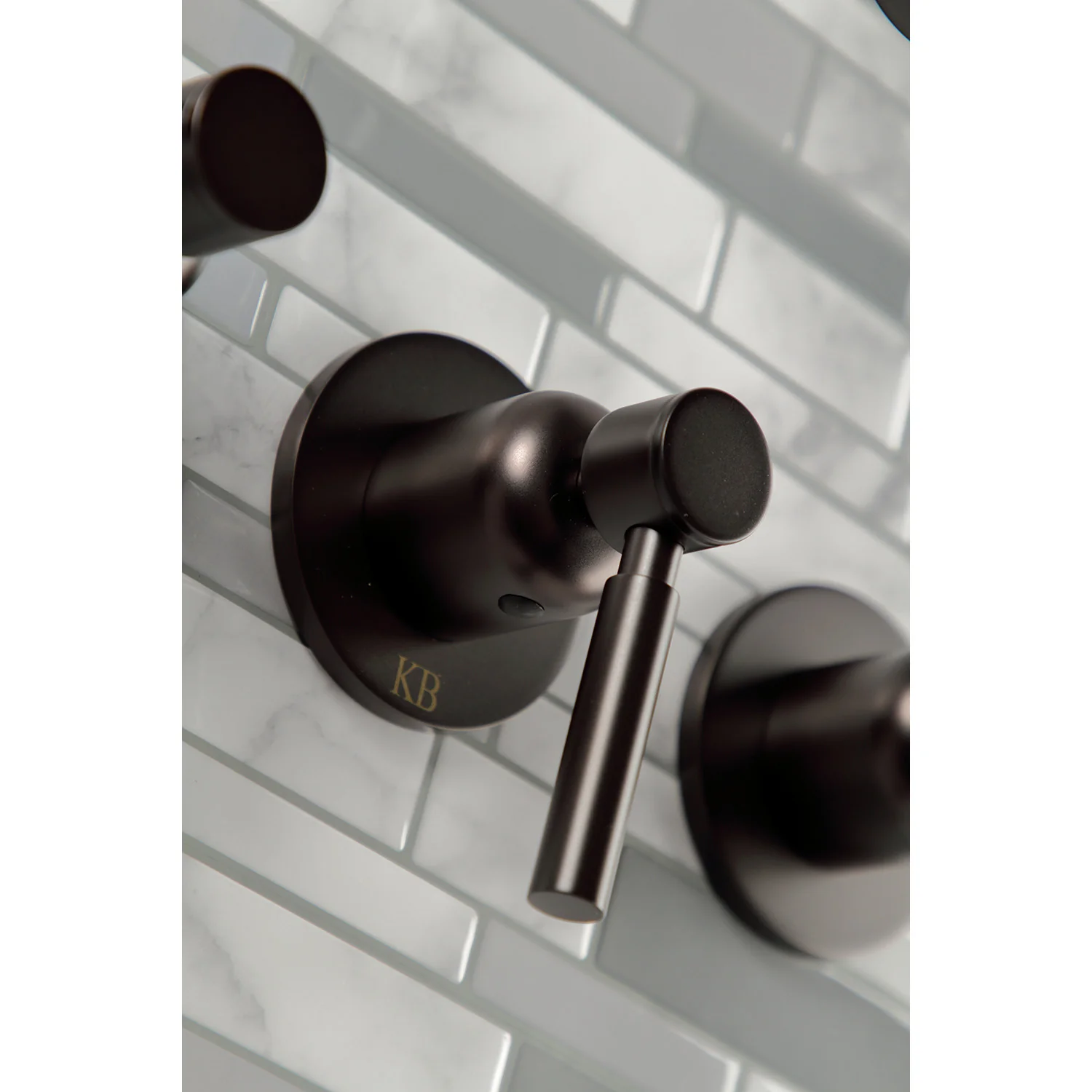 Kingston Sona KBX8135DL - Concord Triple-Handle Tub and Shower Faucet, Oil Rubbed Bronze - Image 2