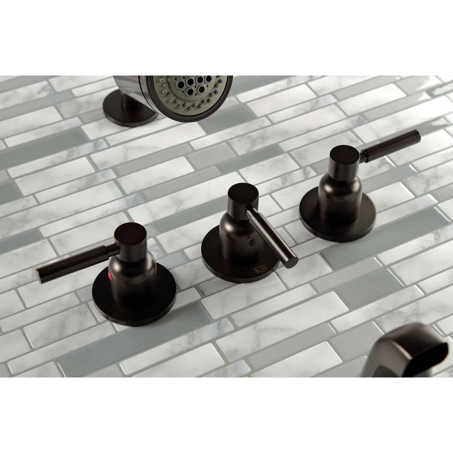 Kingston Sona KBX8135DL - Concord Triple-Handle Tub and Shower Faucet, Oil Rubbed Bronze - Image 3
