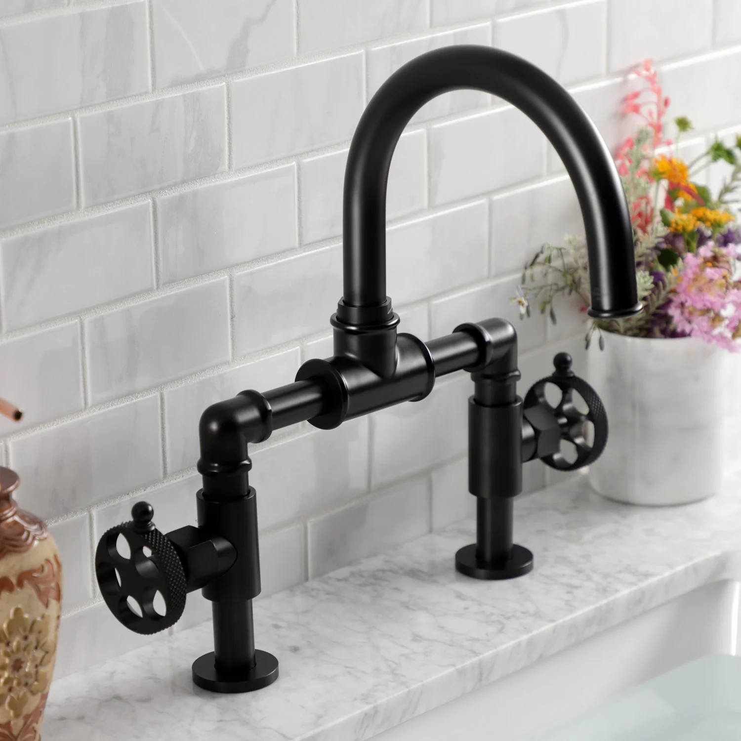 Kingston Sona KS2170RKX - Webb Two-Handle 2-Hole Deck Mount Bridge Bathroom Faucet with Knurled Handle and Push Pop-Up Drain, Matte Black - Image 4