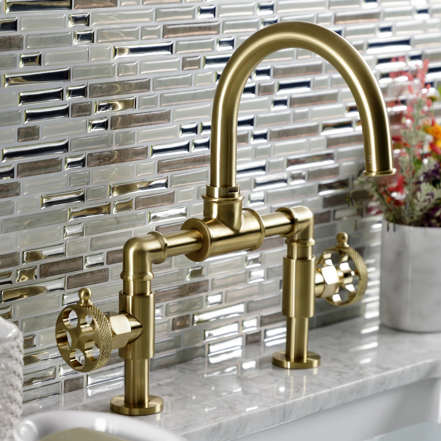 Kingston Sona KS2177RKX - Webb Two-Handle 2-Hole Deck Mount Bridge Bathroom Faucet with Knurled Handle and Push Pop-Up Drain, Brushed Brass - Image 4