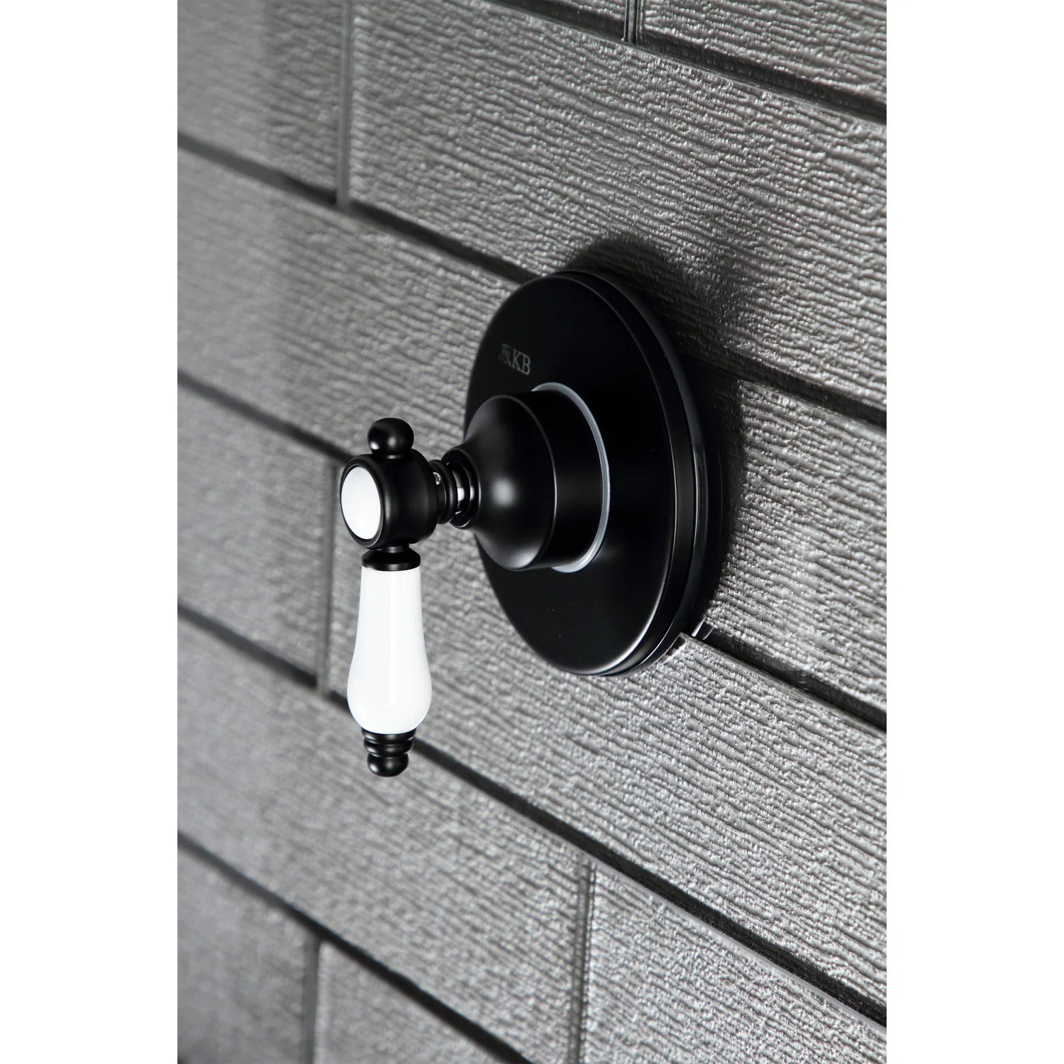 Kingston Heirloom KS3030BPL - Bel-Air Single-Handle Three-Way Diverter Valve with Round Trim Kit, Matte Black - Image 3