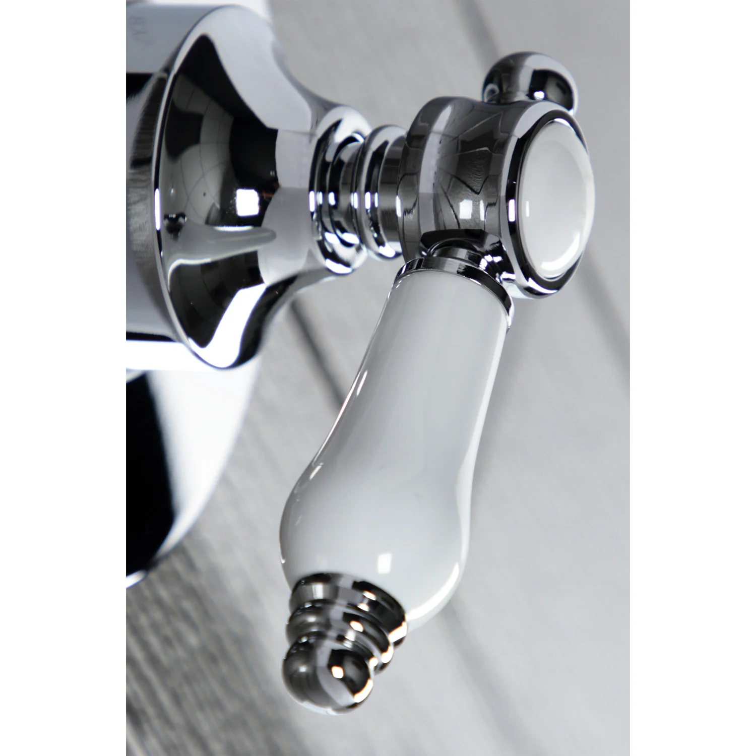 Kingston Heirloom KS3031BPL - Bel-Air Single-Handle Three-Way Diverter Valve with Round Trim Kit, Polished Chrome - Image 2