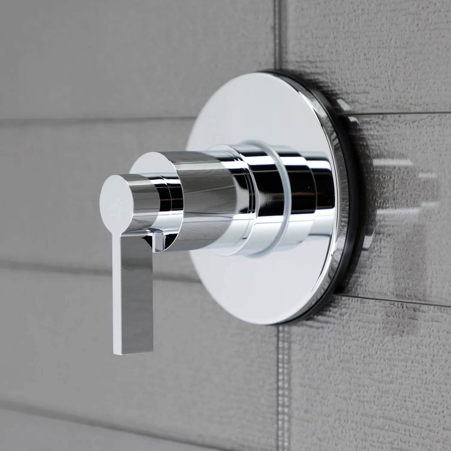 Kingston Sona KS3031NDL - NuvoFusion Single-Handle Three-Way Diverter Valve with Round Trim Kit, Polished Chrome - Image 3