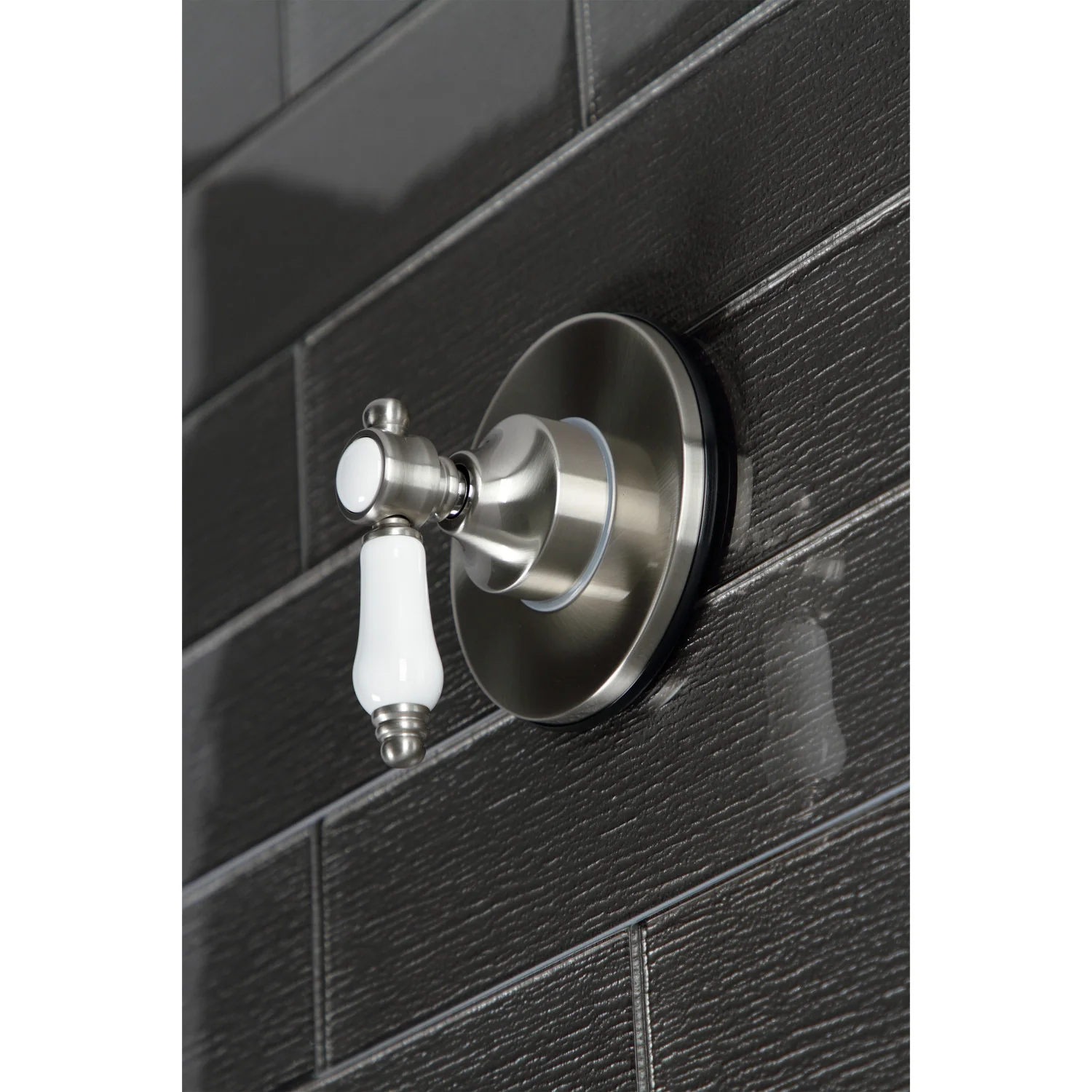Kingston Heirloom KS3038BPL - Bel-Air Single-Handle Three-Way Diverter Valve with Round Trim Kit, Brushed Nickel - Image 5