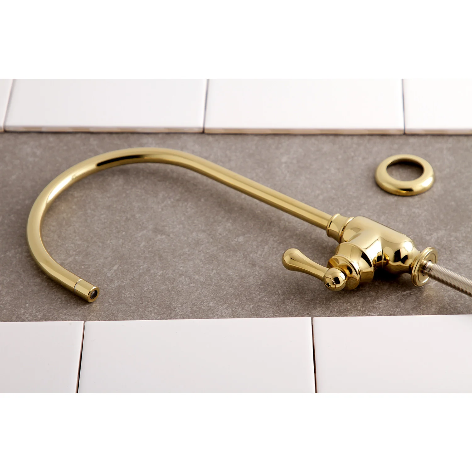 Kingston Heirloom KS5192AL - Royale Single-Handle 1-Hole Deck Mount Water Filtration Faucet, Polished Brass - Image 3