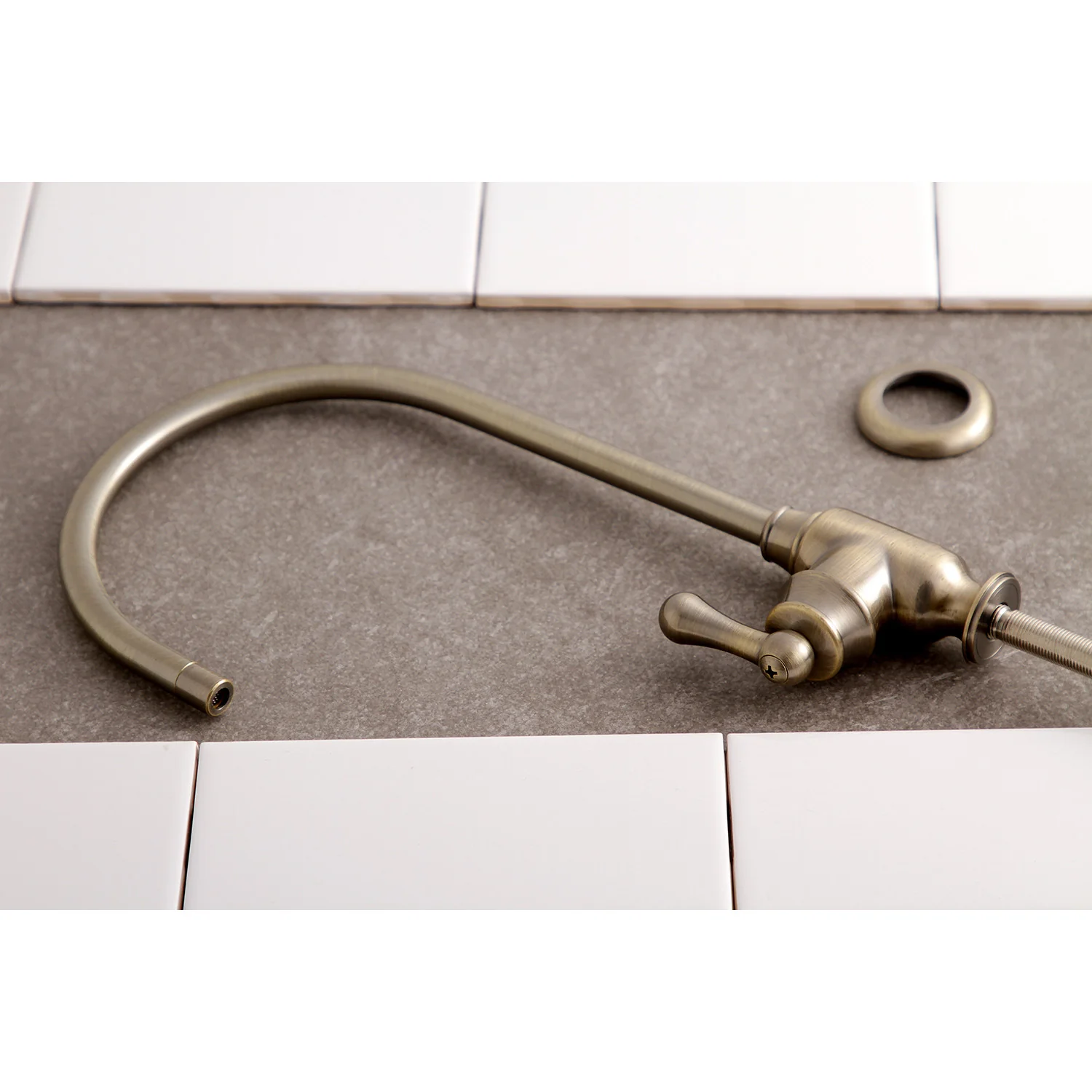 Kingston Heirloom KS5193AL - Royale Single-Handle 1-Hole Deck Mount Water Filtration Faucet, Antique Brass - Image 6