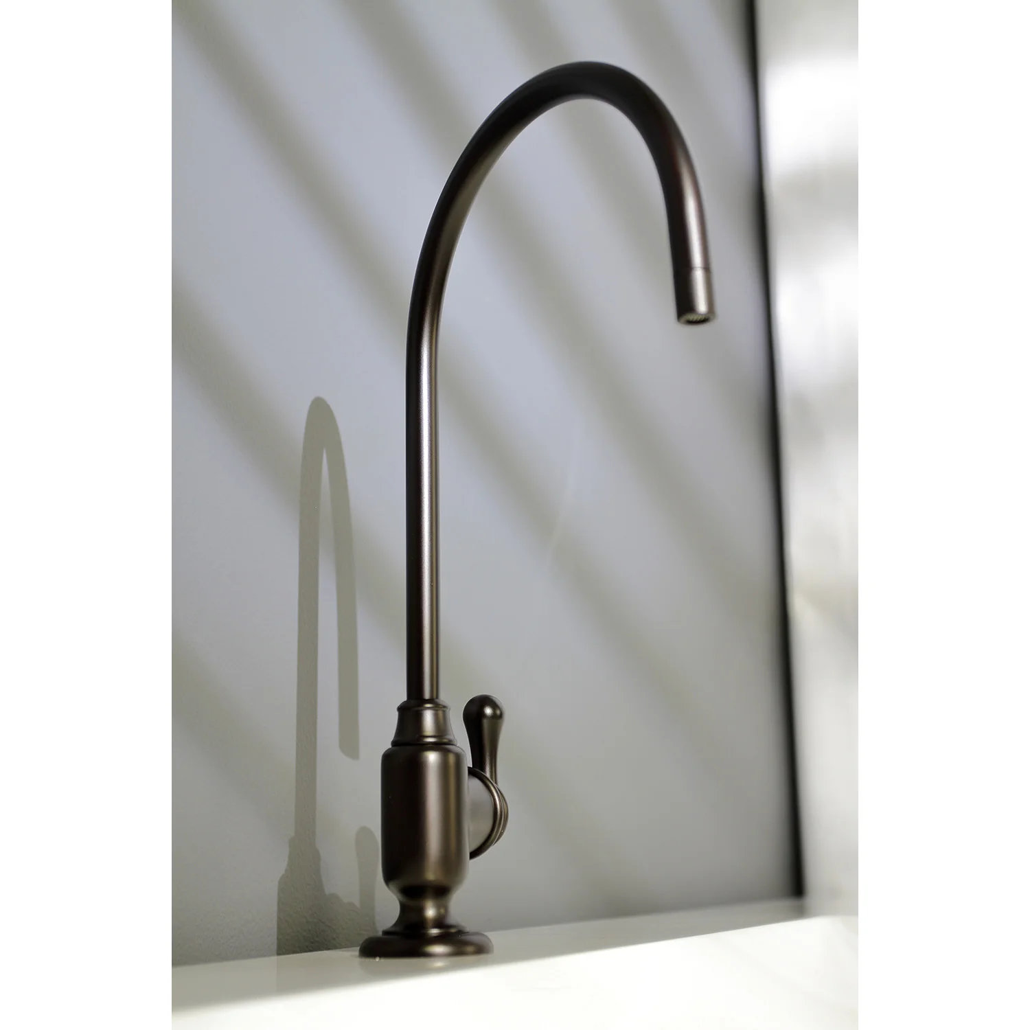 Kingston Heirloom KS5195AL - Royale Single-Handle 1-Hole Deck Mount Water Filtration Faucet, Oil Rubbed Bronze - Image 3