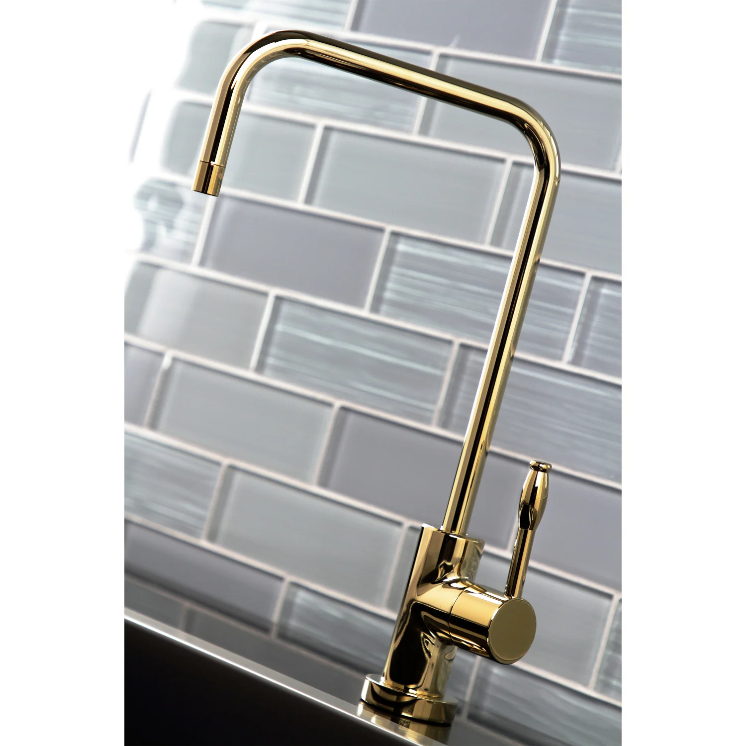 Kingston Sona KS6192NKL - Nustudio Single-Handle 1-Hole Deck Mount Water Filtration Faucet, Polished Brass - Image 4