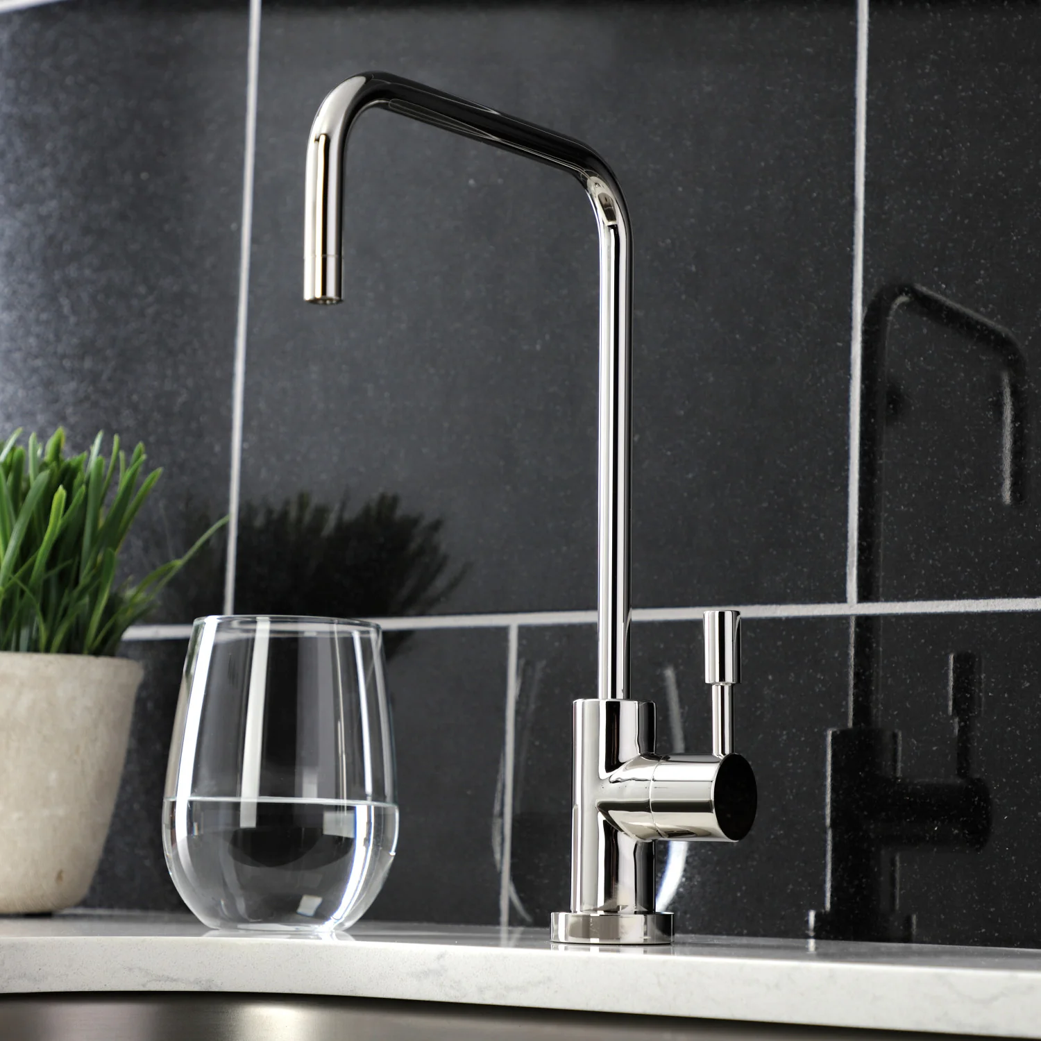 Kingston Sona KS6196DL - Concord Single-Handle 1-Hole Deck Mount Water Filtration Faucet, Polished Nickel - Image 3