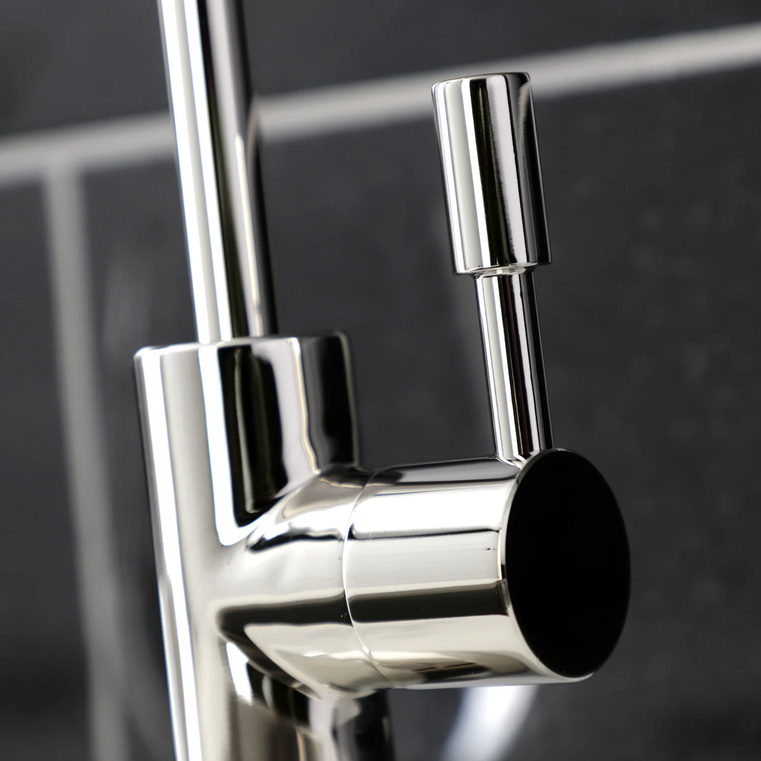 Kingston Sona KS6196DL - Concord Single-Handle 1-Hole Deck Mount Water Filtration Faucet, Polished Nickel - Image 4