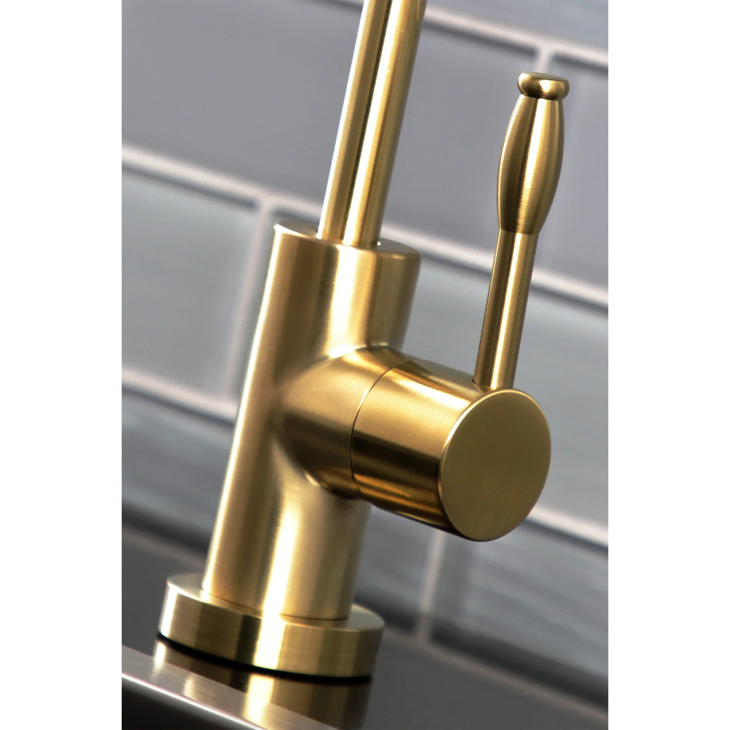 Kingston Sona KS6197NKL - Nustudio Single-Handle 1-Hole Deck Mount Water Filtration Faucet, Brushed Brass - Image 2