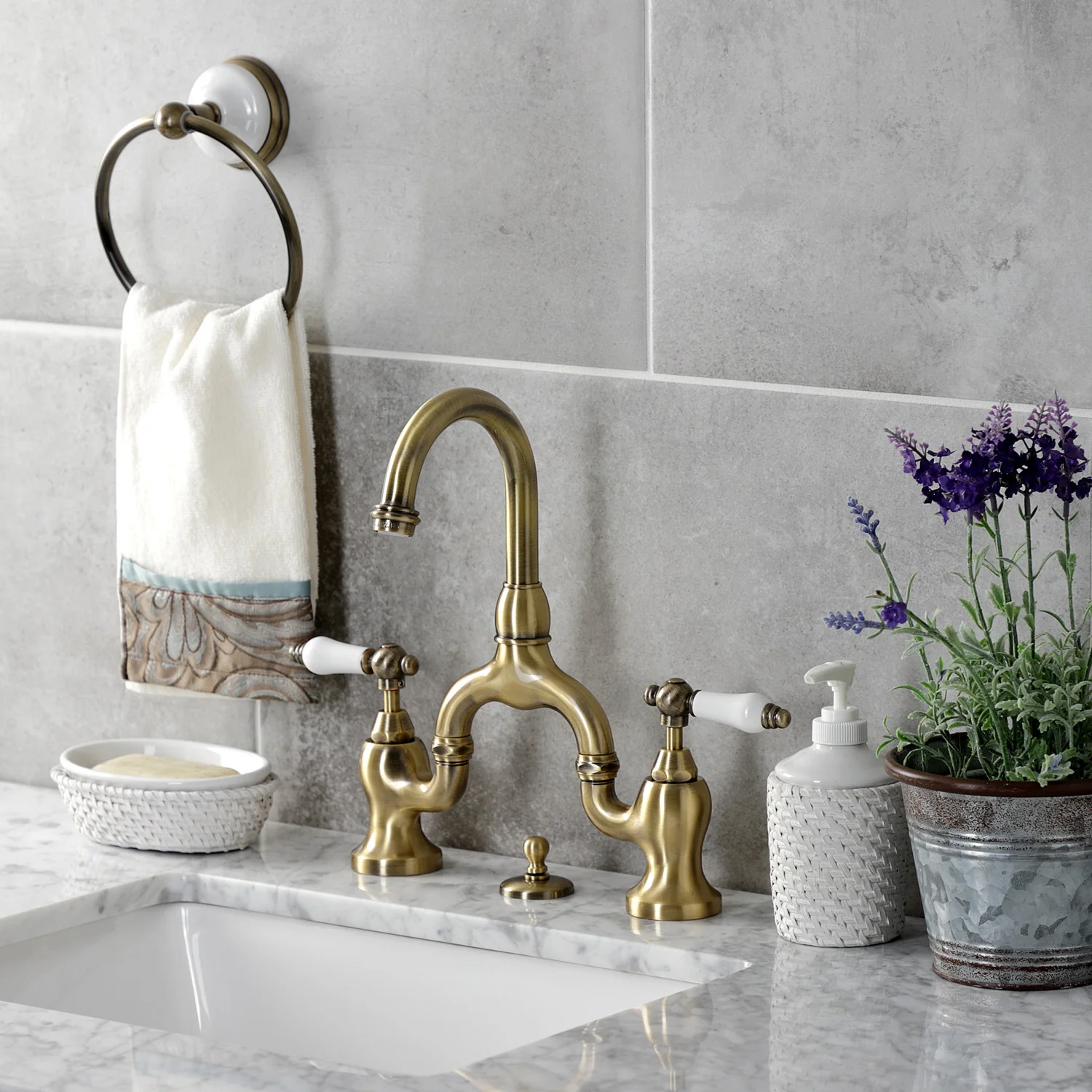 Kingston Tulare KS7993PL - English Country Two-Handle 3-Hole Deck Mount Bridge Bathroom Faucet with Brass Pop-Up, Antique Brass - Image 2