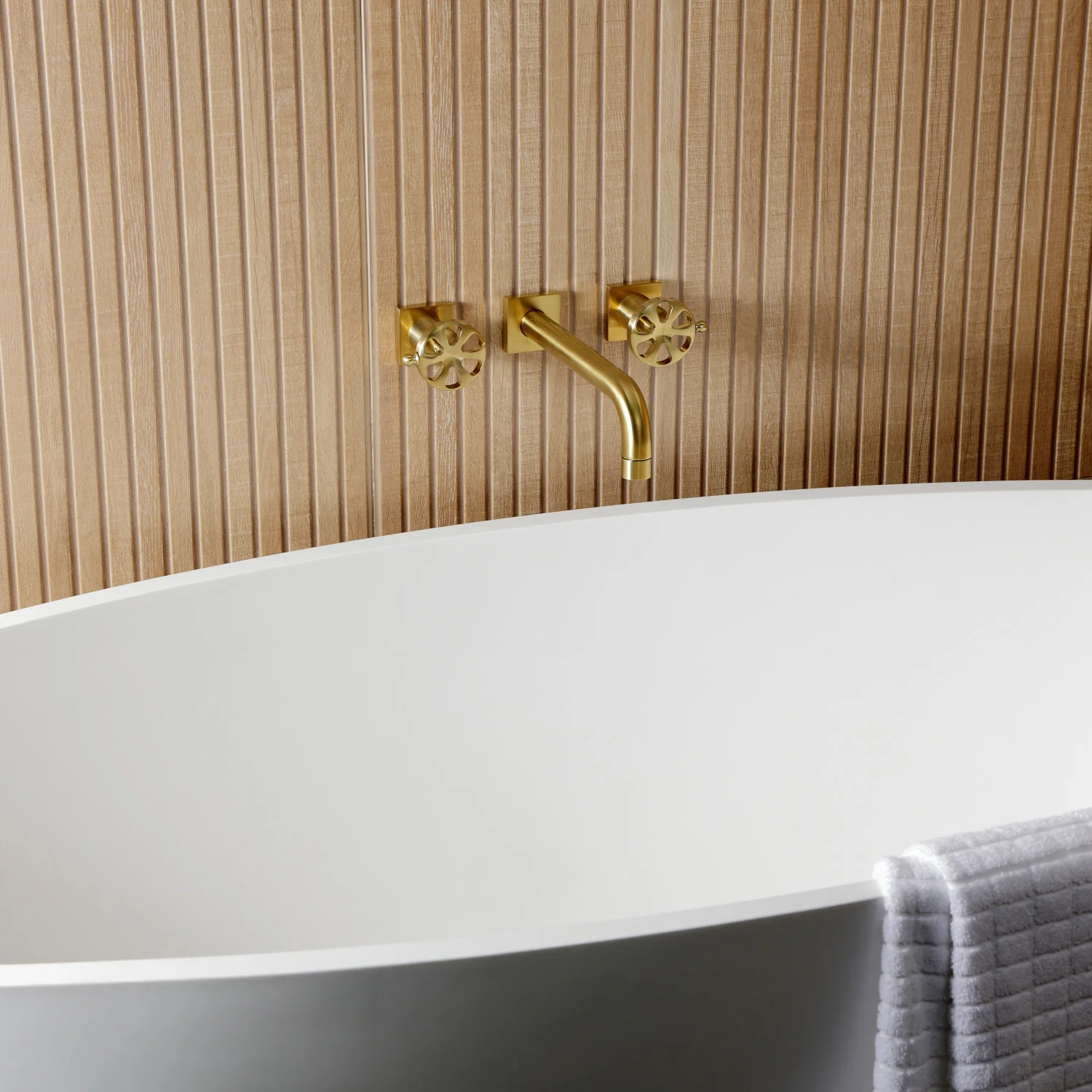 Kingston Sona KS8027RX - Belknap Two-Handle 3-Hole Wall Mount Tub Faucet, Brushed Brass - Image 2