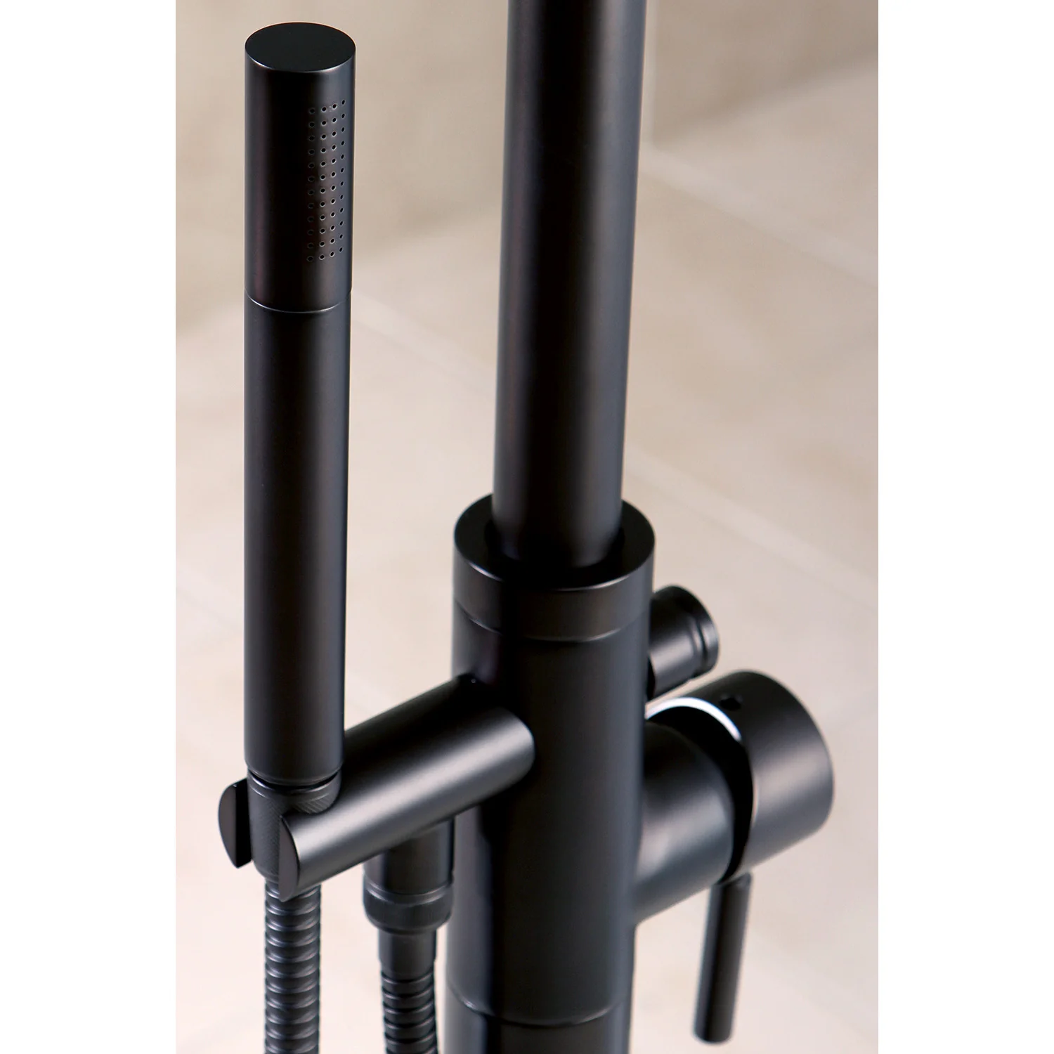 Kingston Sona KS8155DL - Concord Single-Handle 1-Hole Freestanding Tub Faucet with Hand Shower, Oil Rubbed Bronze - Image 2