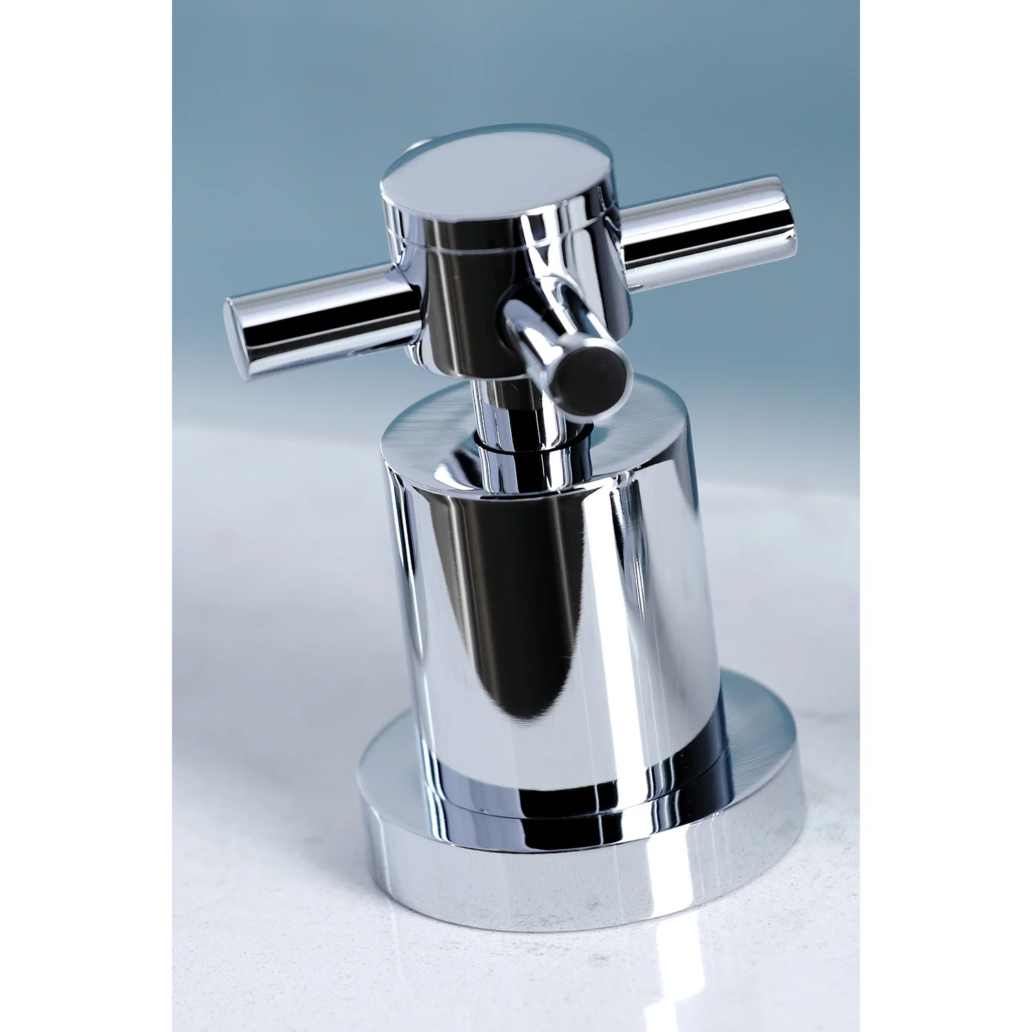 Kingston Sona KS8721DX - Concord Double-Handle 4-Hole Widespread Kitchen Faucet with Plastic Sprayer, Polished Chrome - Image 3