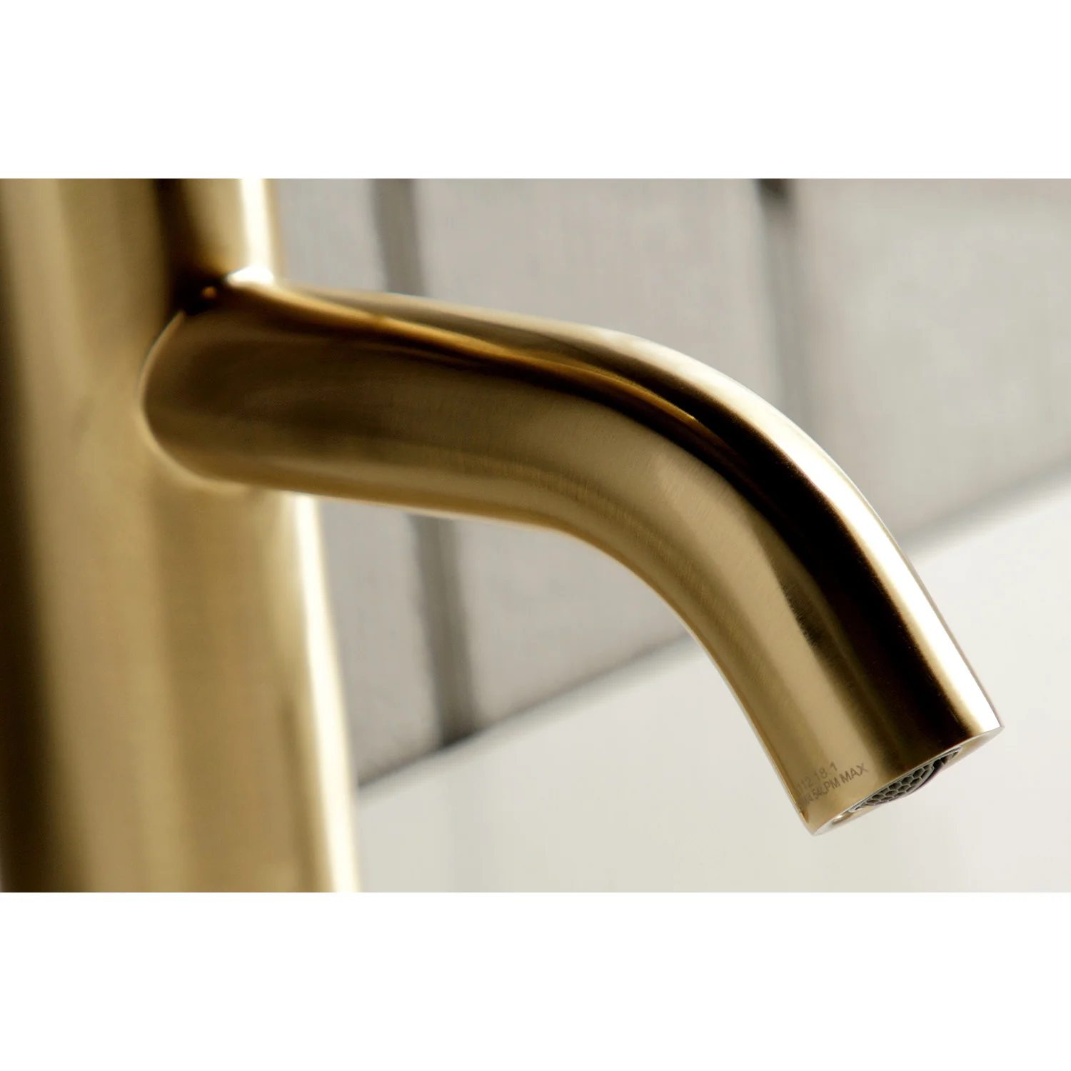 Kingston Sona LS8223DL - Concord One-Handle 1-Hole Bathroom Faucet with Push Pop-Up Drain, Brushed Brass - Image 3