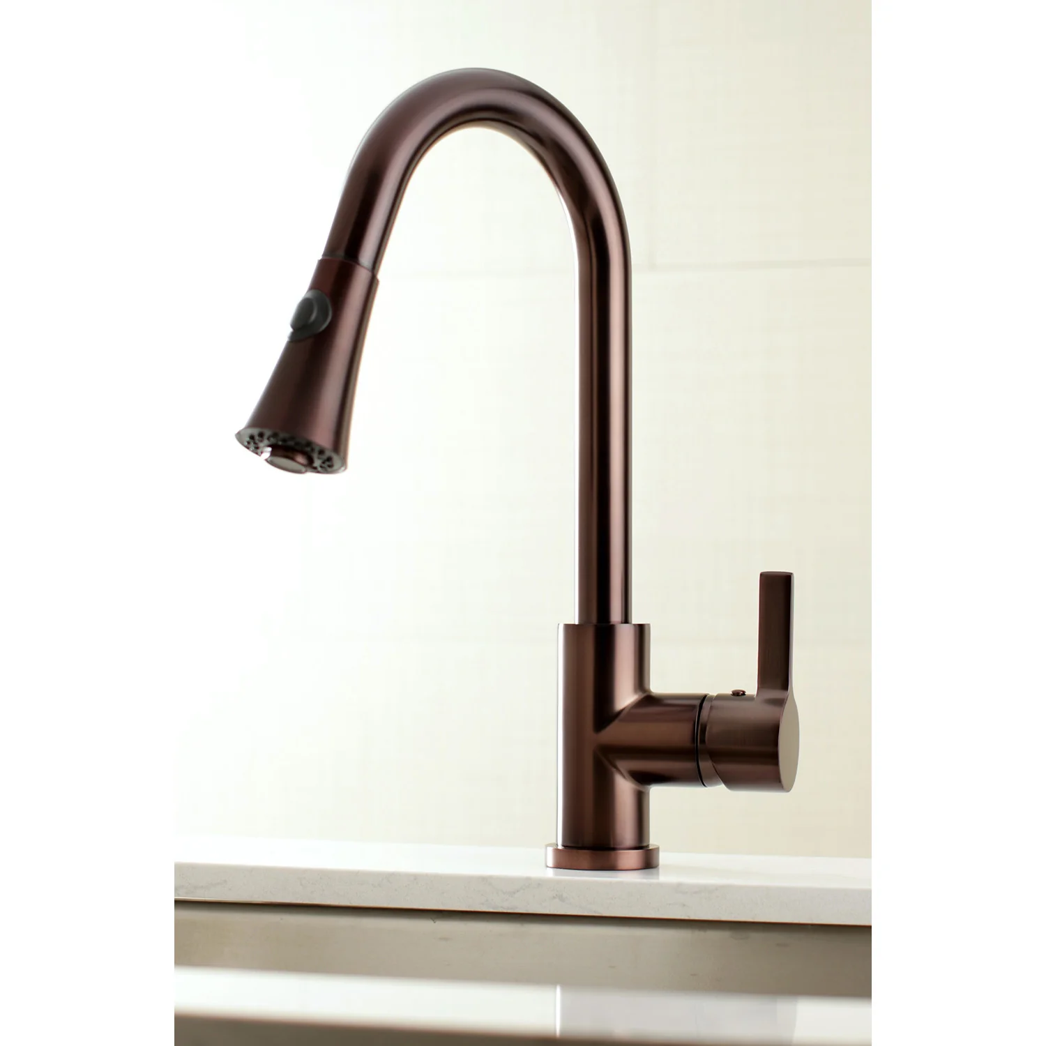 Kingston Tulare LS8725CTL - Continental Single-Handle Pull-Down Kitchen Faucet, Oil Rubbed Bronze - Image 2