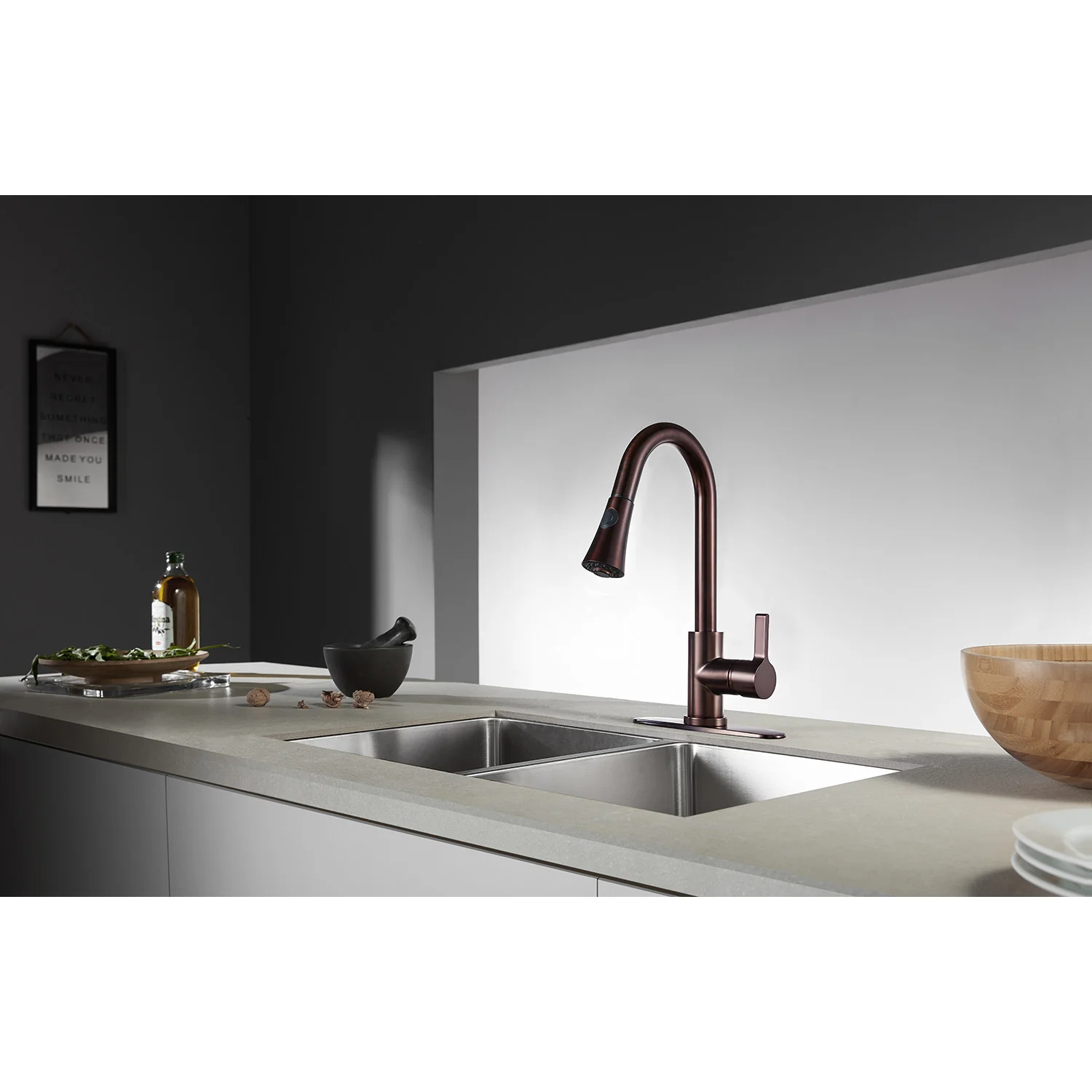 Kingston Tulare LS8725CTL - Continental Single-Handle Pull-Down Kitchen Faucet, Oil Rubbed Bronze - Image 6
