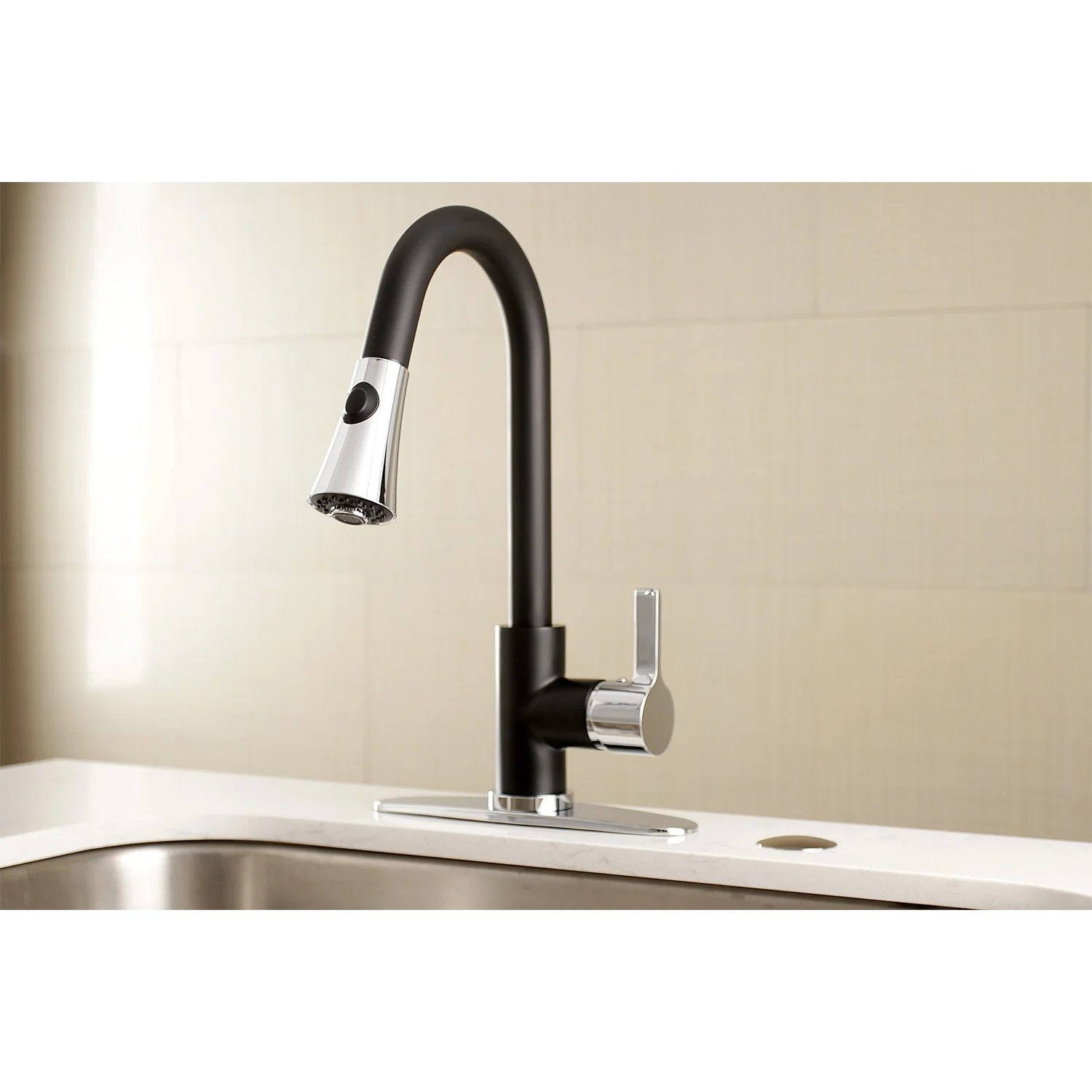 Kingston Tulare LS8727CTL - Continental Single-Handle Pull-Down Kitchen Faucet, Matte Black/Polished Chrome - Image 3
