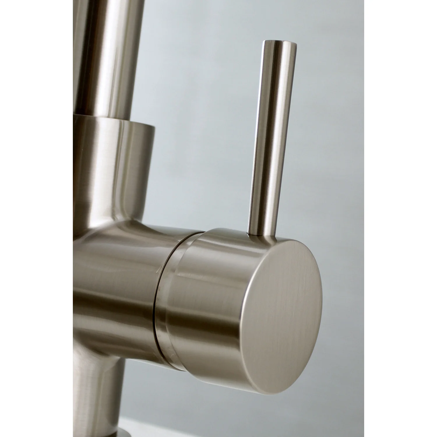 Kingston Tulare LS8728DL - Concord Single-Handle Pull-Down Kitchen Faucet, Brushed Nickel - Image 5